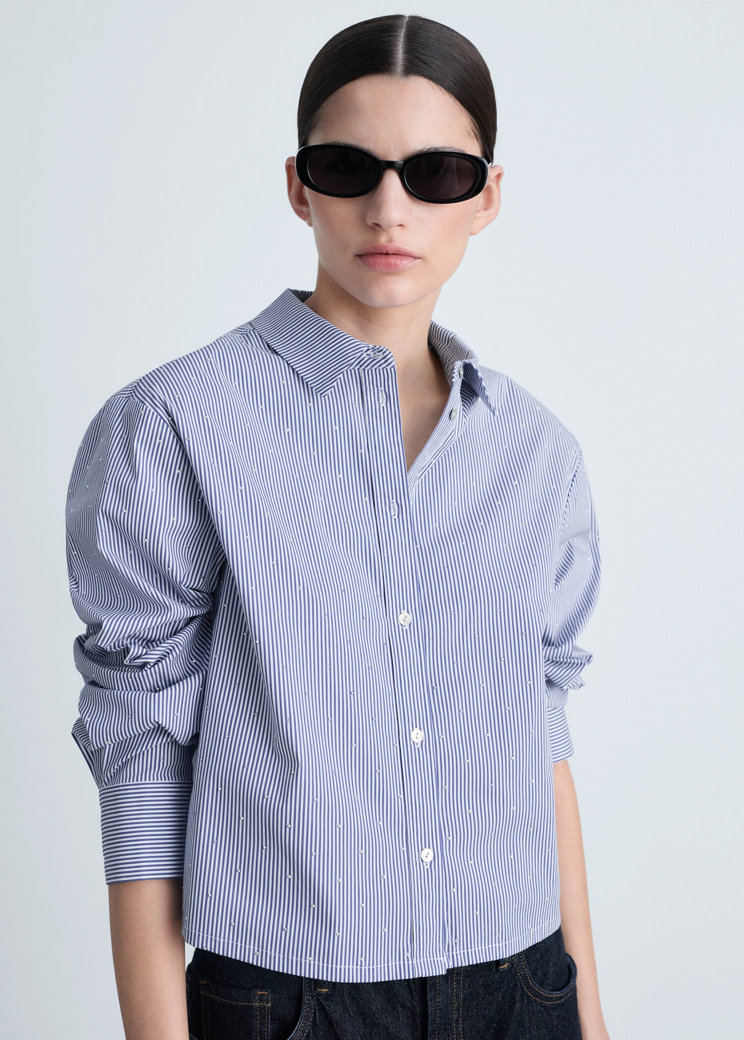 Striped shirt with rhinestone detail - Medium plane