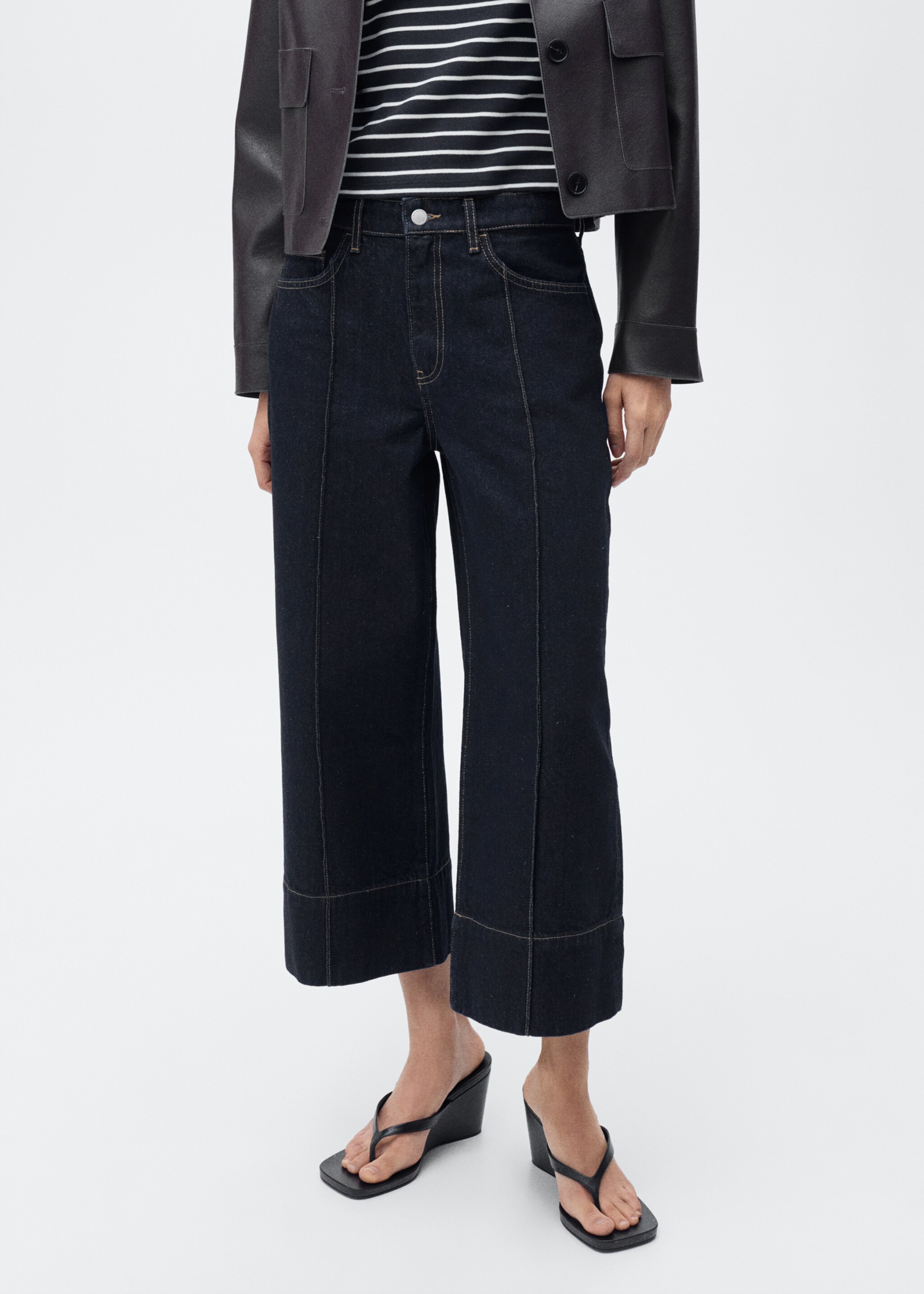 Wide leg cropped jeans with seam detail - Medium plane, Open Blue. Ref: 87035766-00.