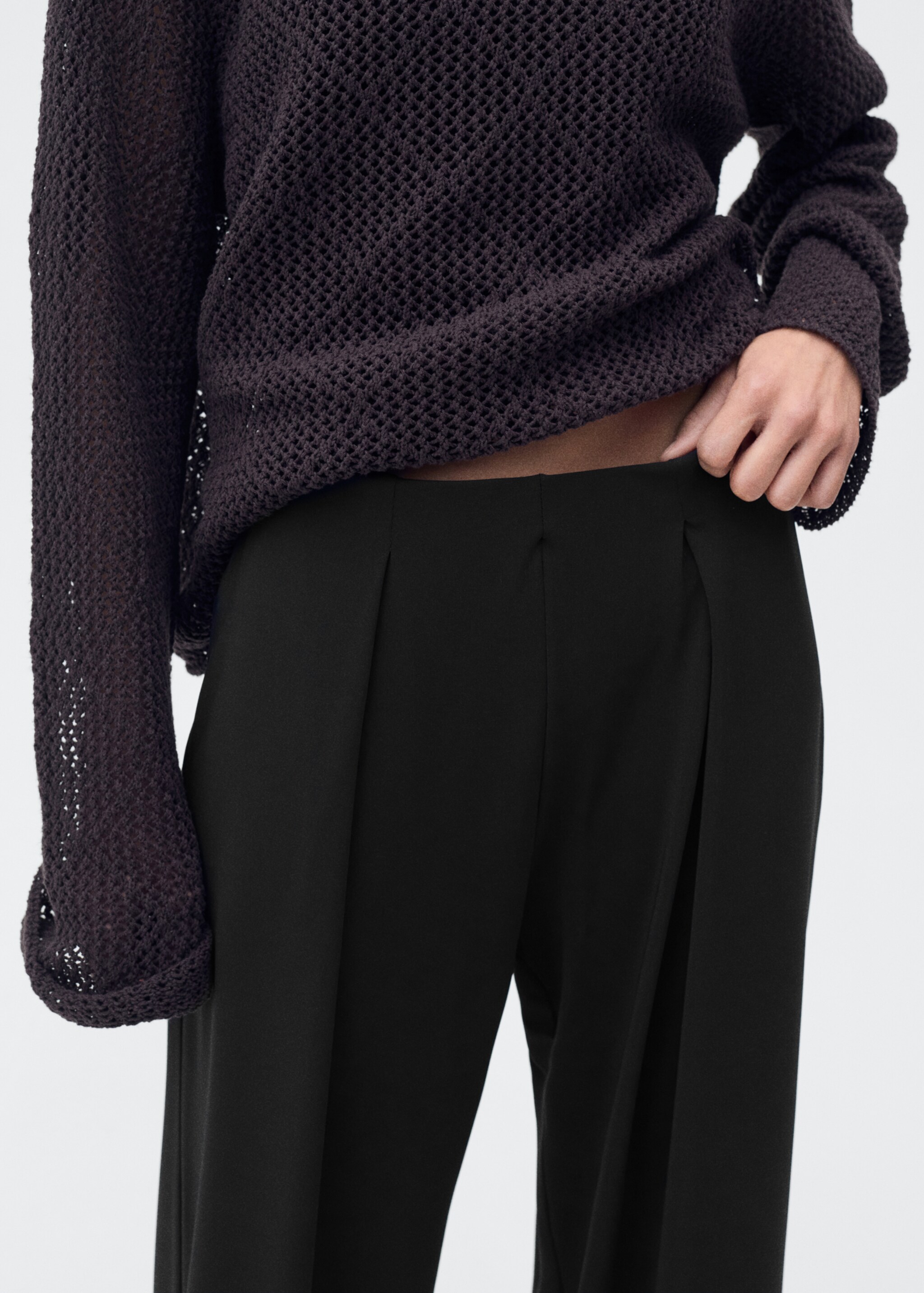 Godet palazzo trousers - Details of the article 6, Black. Ref: 87035767-00.