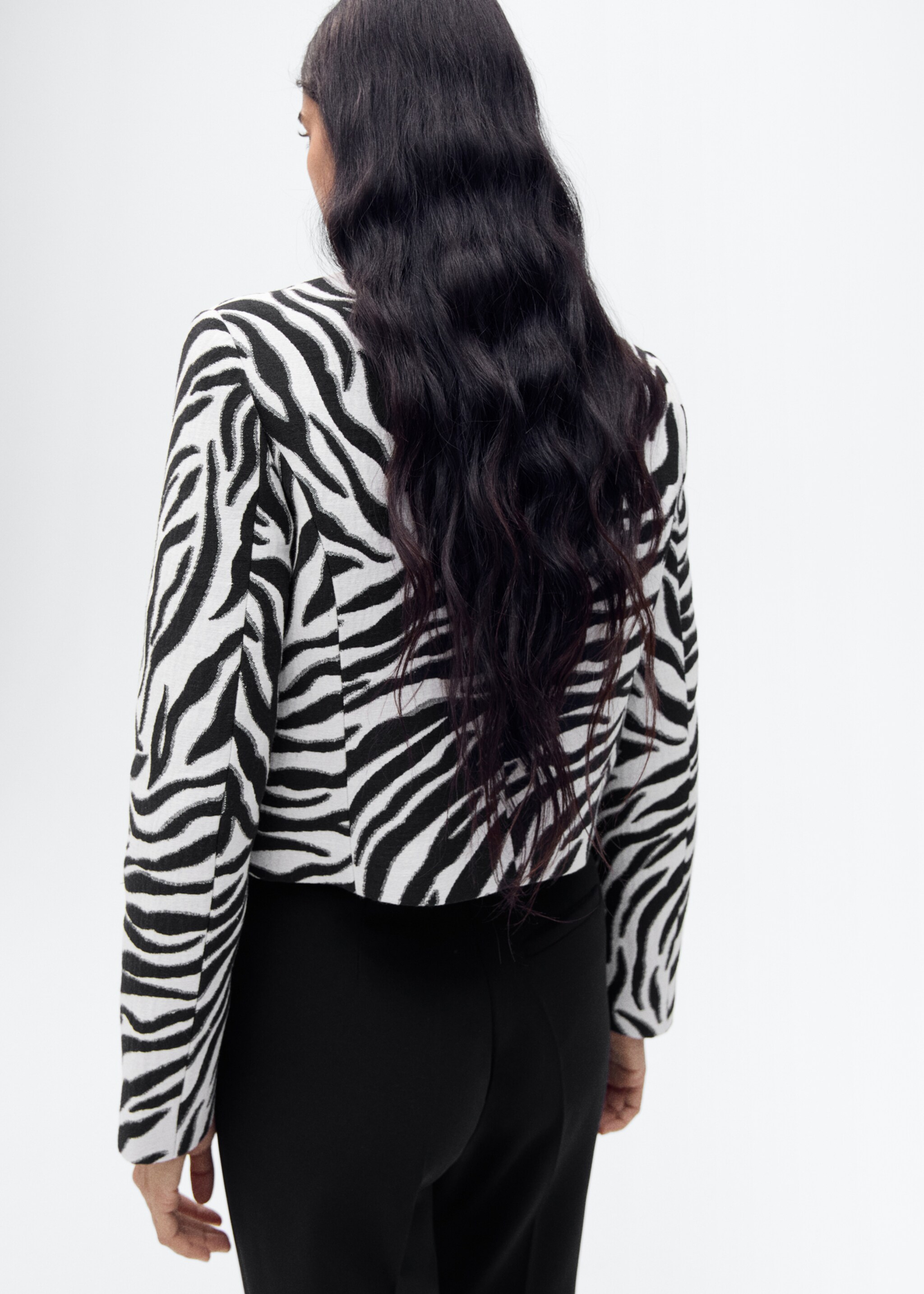 Zebra-print jacket with buttons - Reverse of the article, Black. Ref: 87035769-00.