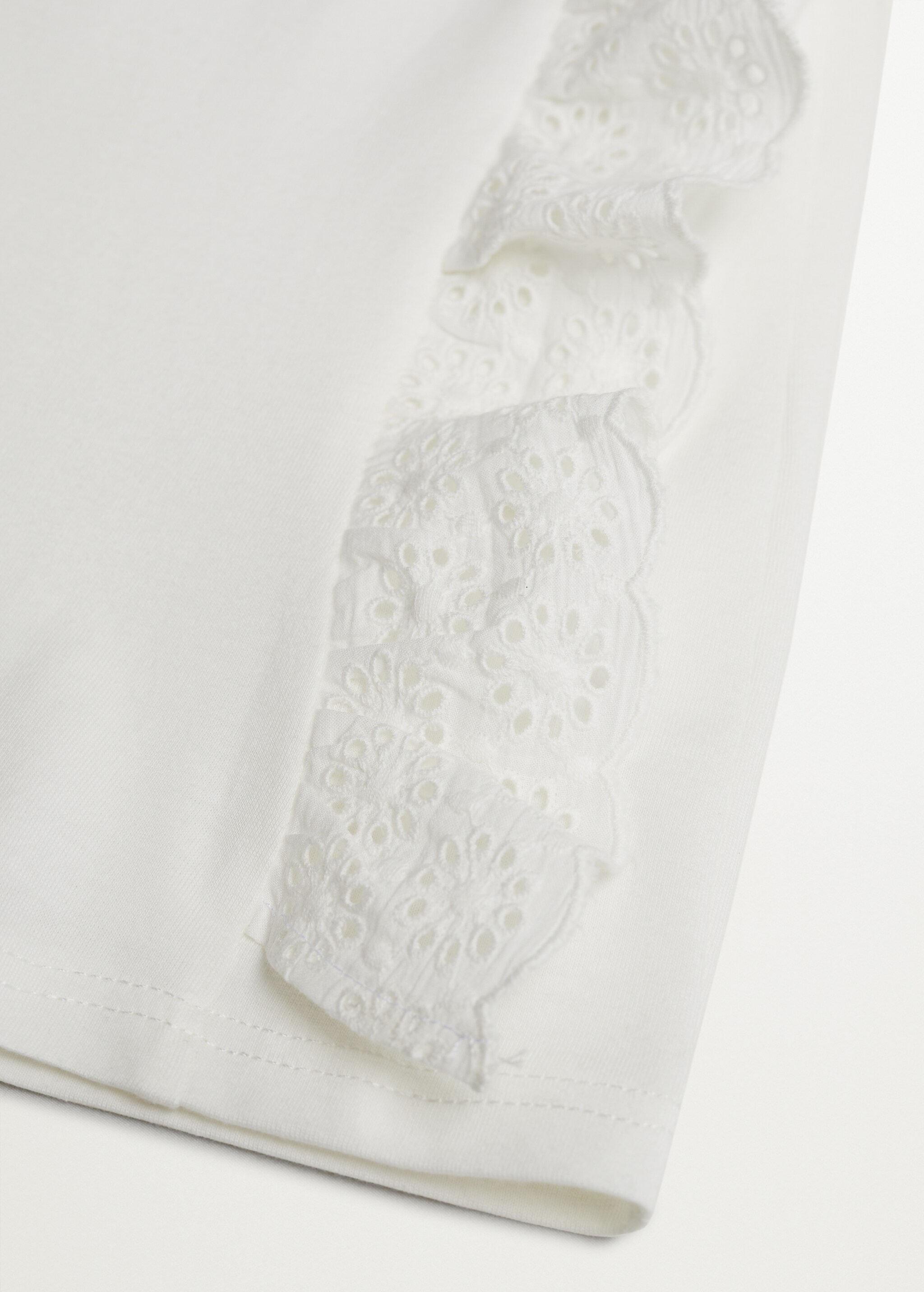 Camiseta volantes bordados - Detalle del artículo 8