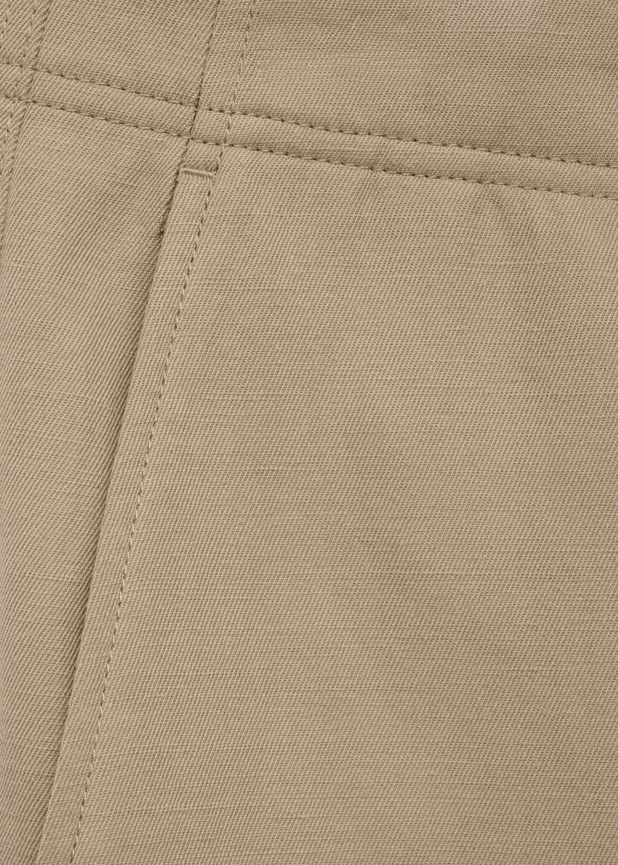 Regular-Fit-Hose aus Leinenmischgewebe - Detail des Artikels 0, Beige. Ref: 87035917-00.
