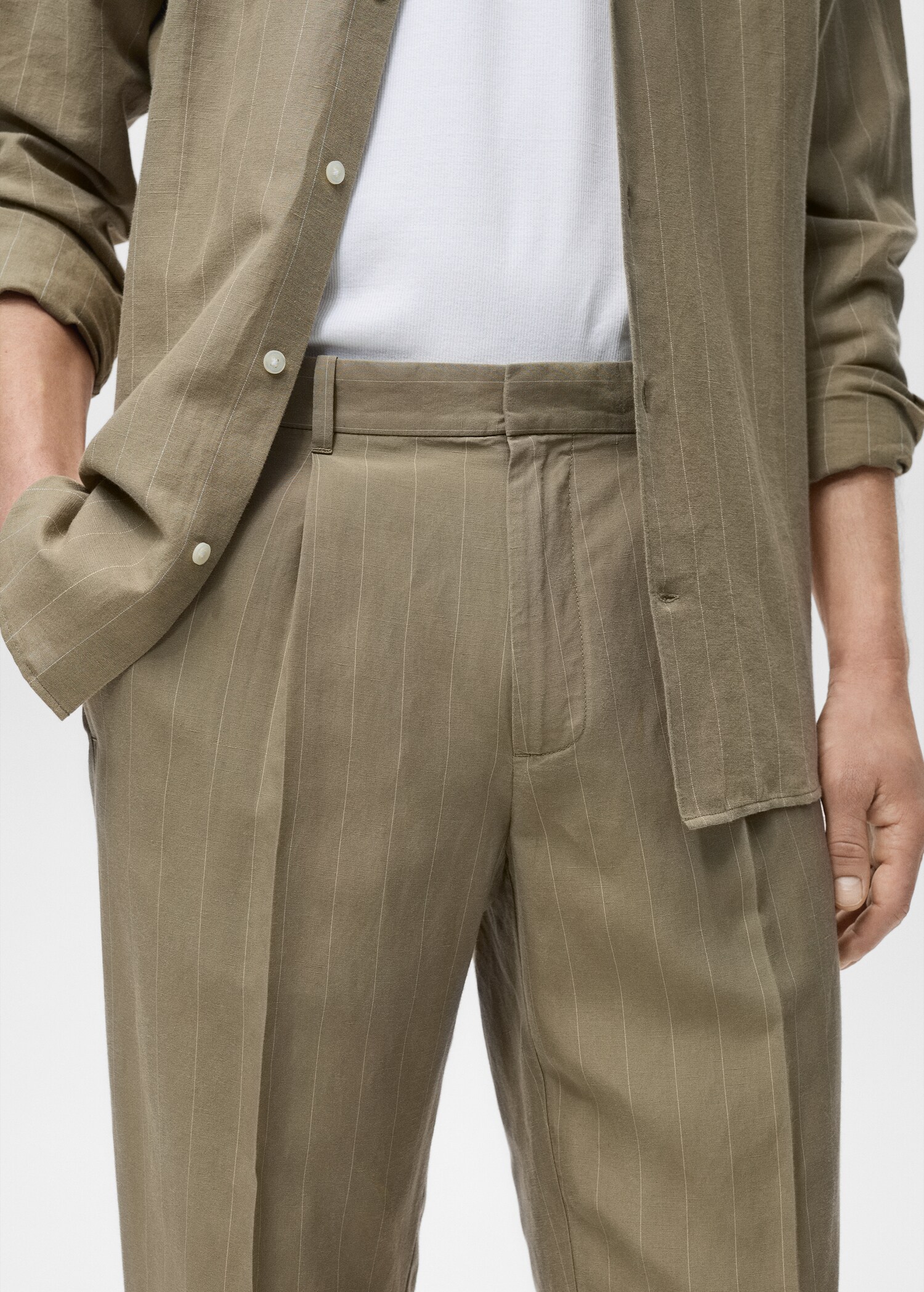 Pinstripe linen trousers - Details of the article 1