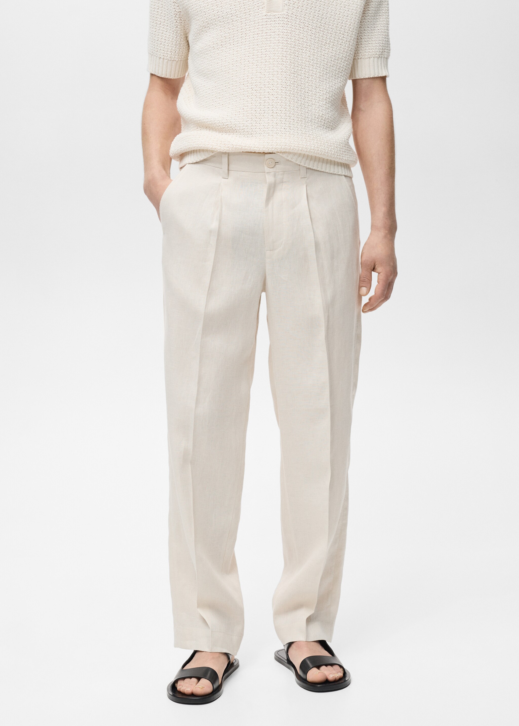 100% linen pleated trousers - Medium plane, Ivory White. Ref: 87035920-00.