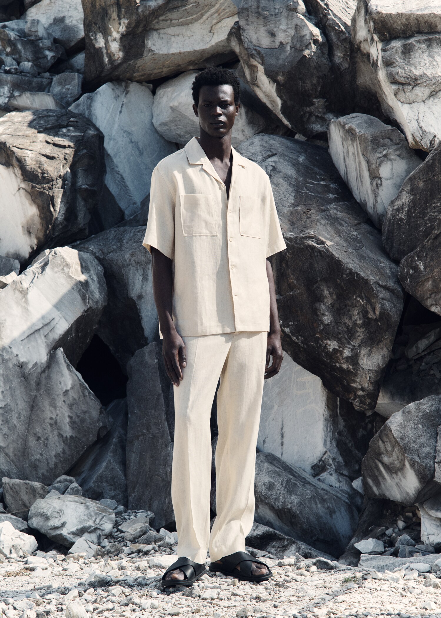 100% linen pleated trousers - Details of the article 3