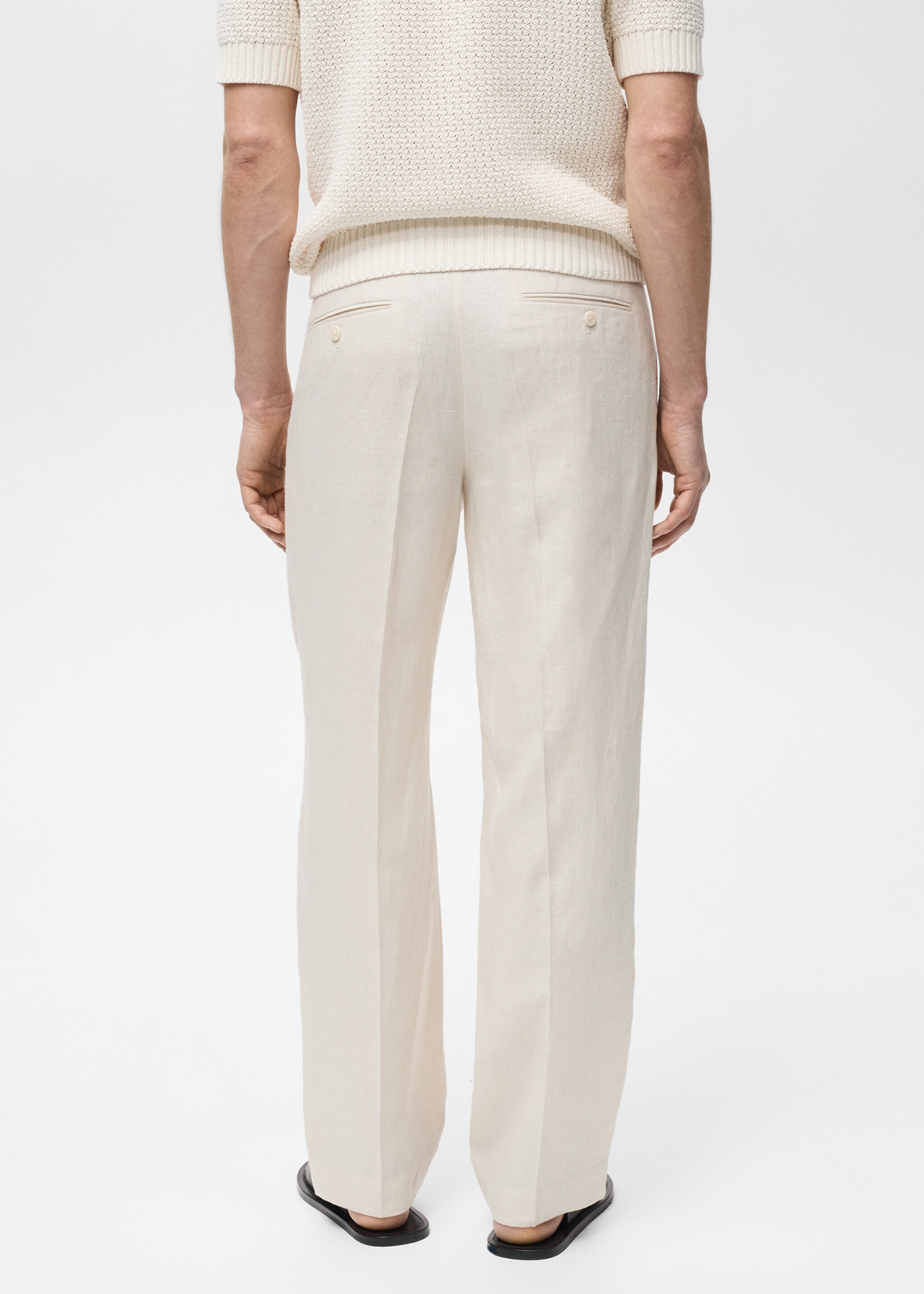 100% linen pleated trousers - Reverse of the article, Ivory White. Ref: 87035920-00.