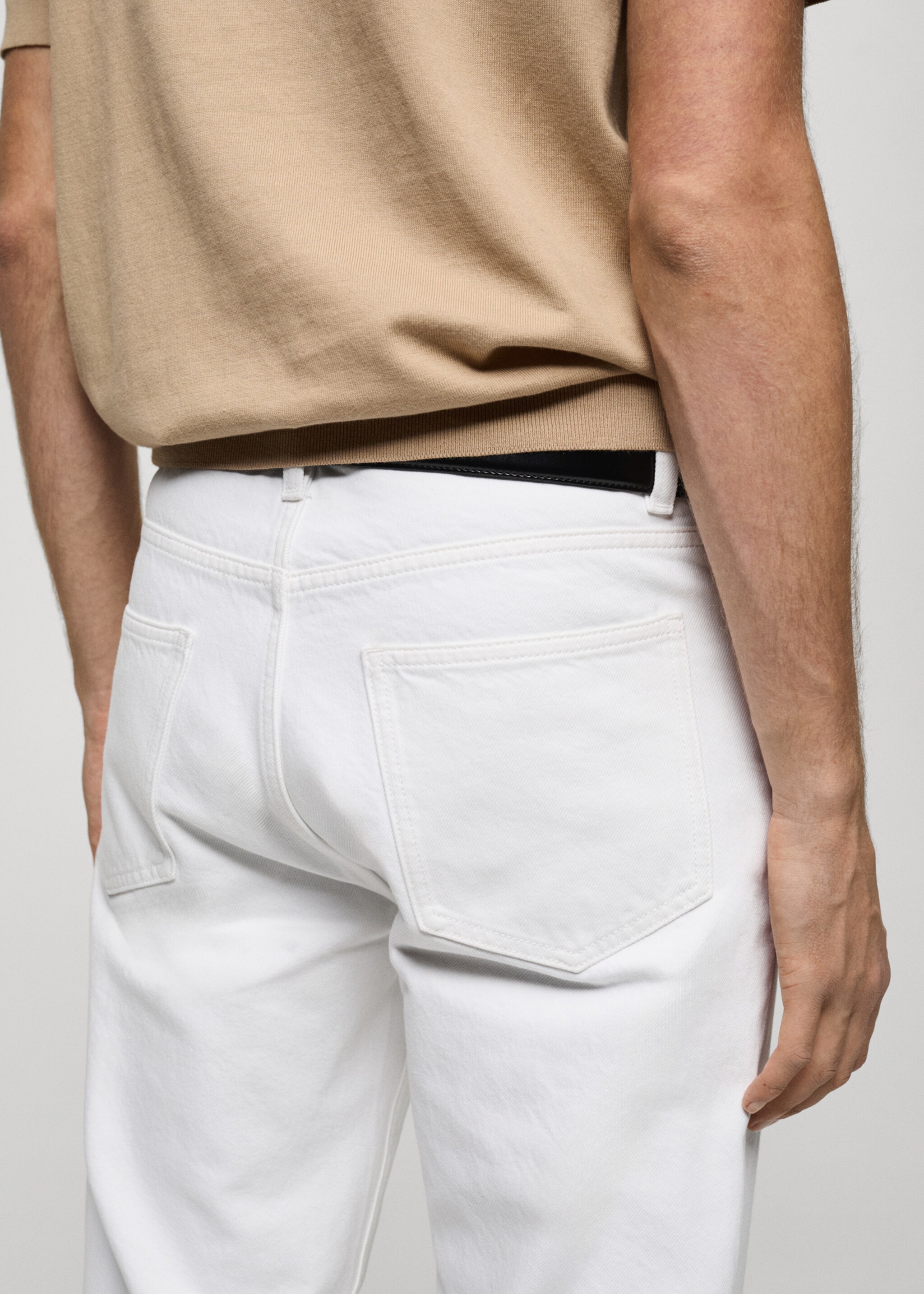 Texans cropped carrot fit - Detall de l'article 6, Blanc trencat. Ref: 87035924-00.