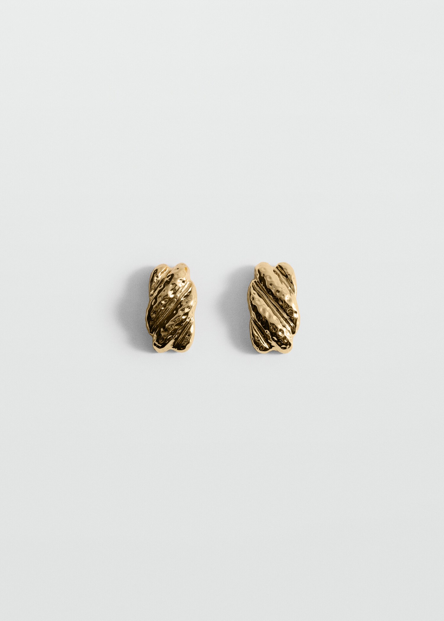 Textured-relief earrings - Article without model