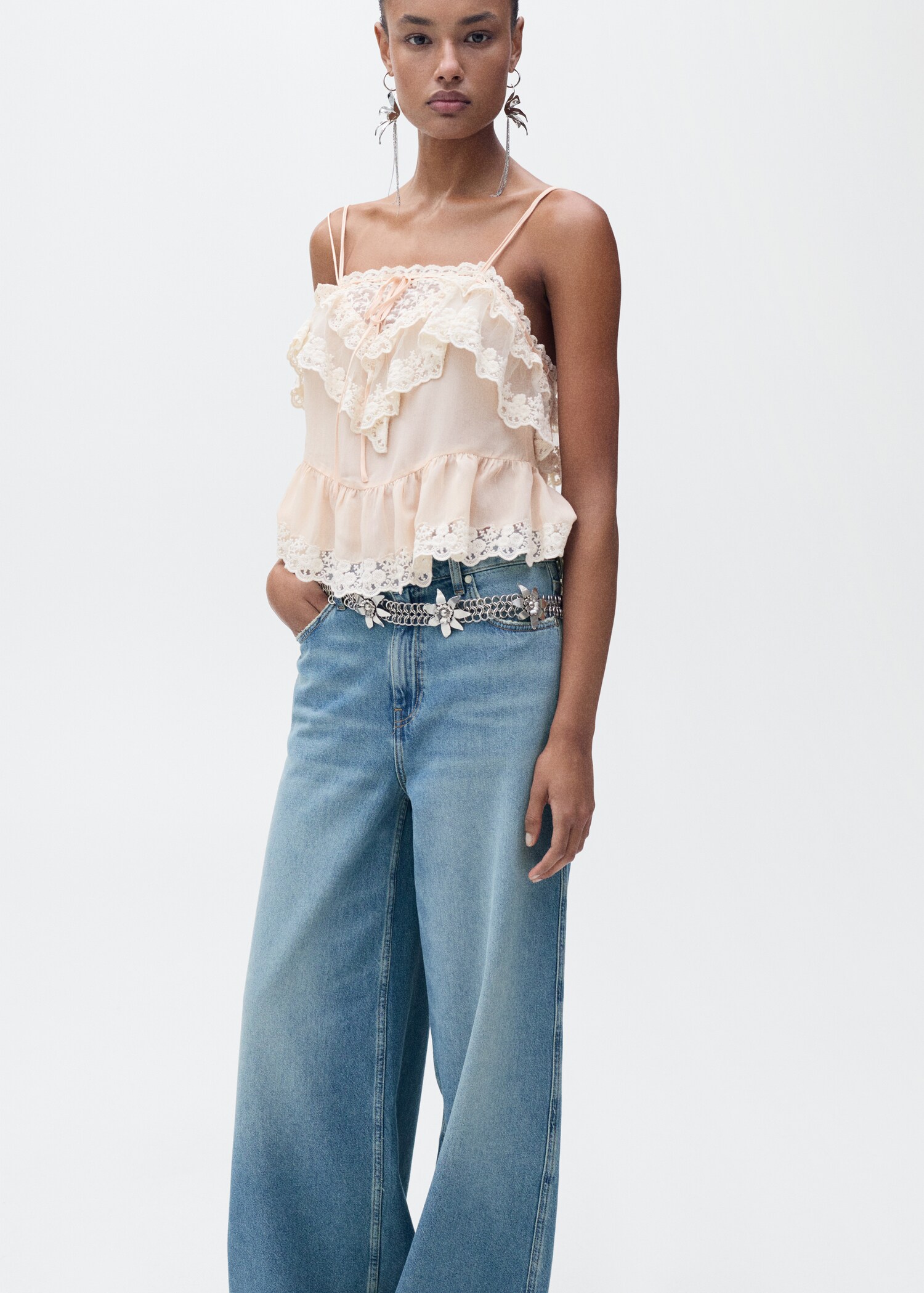 Wide-leg jeans with frayed hem - Details of the article 1