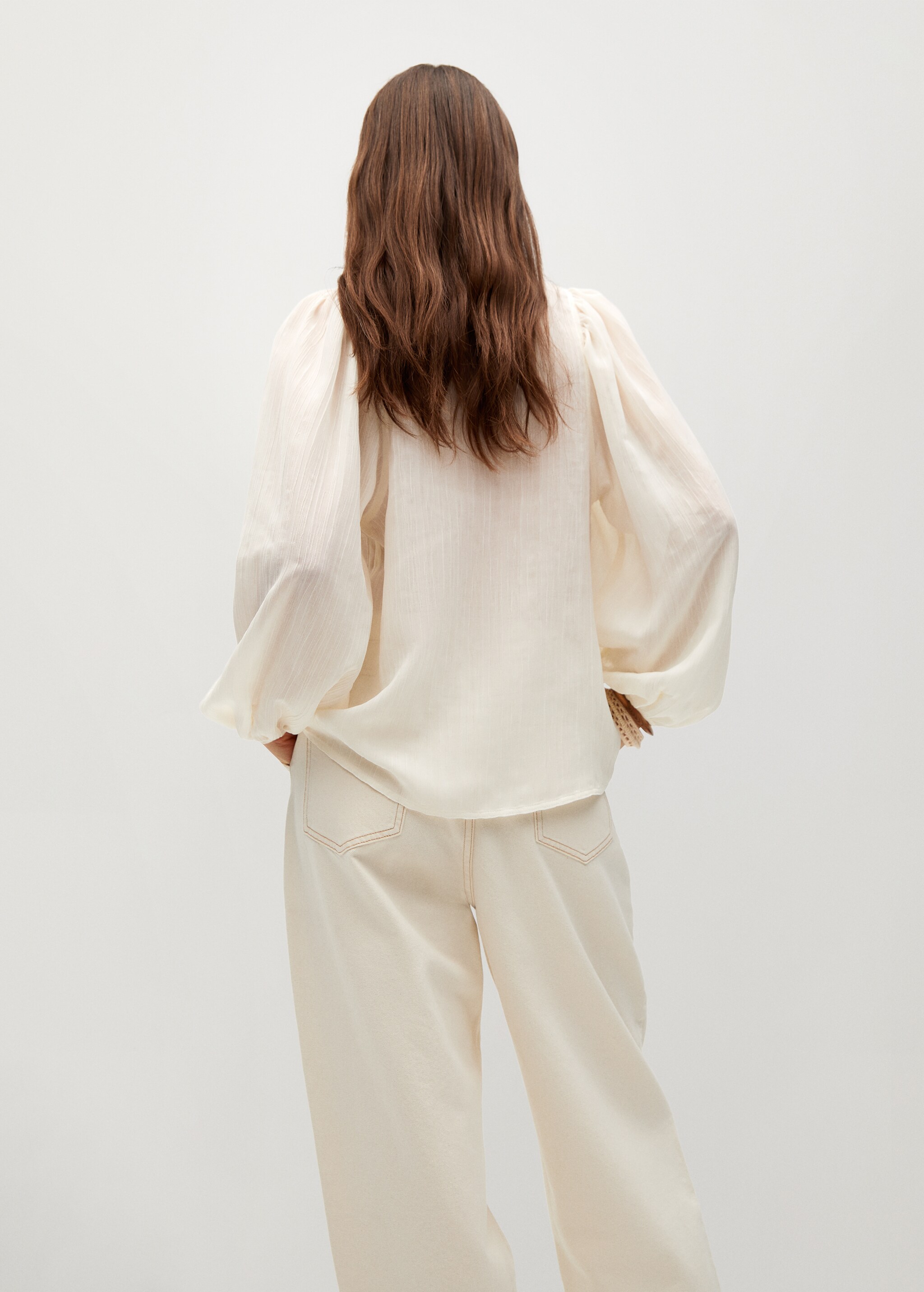 Blusa fluida textura - Reverso del artículo