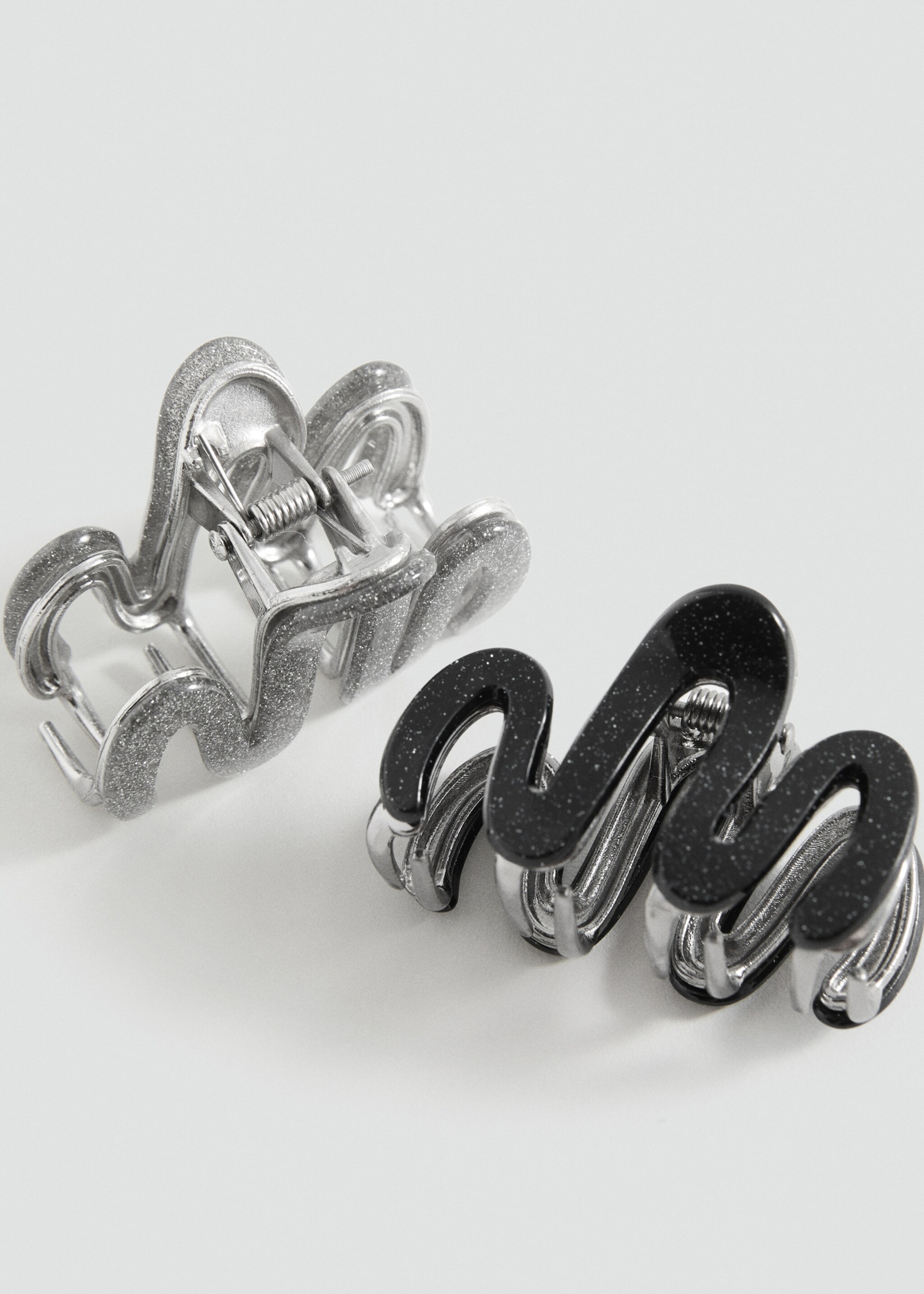 Set 2 pinzas pelo - Plano medio, Negro. Ref: 87036367-00.