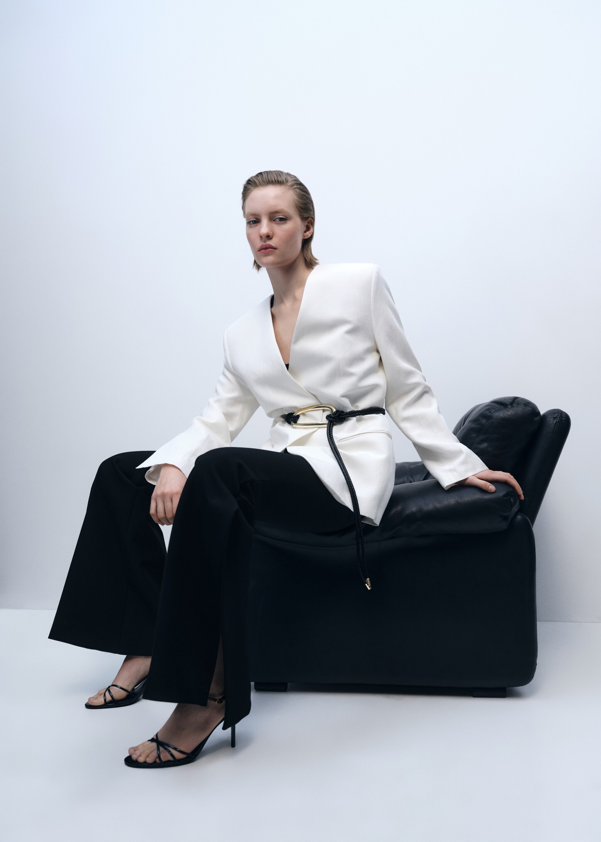 Maxi wide leg suit pants - Details of the article 2, Black. Ref: 87036375-00.