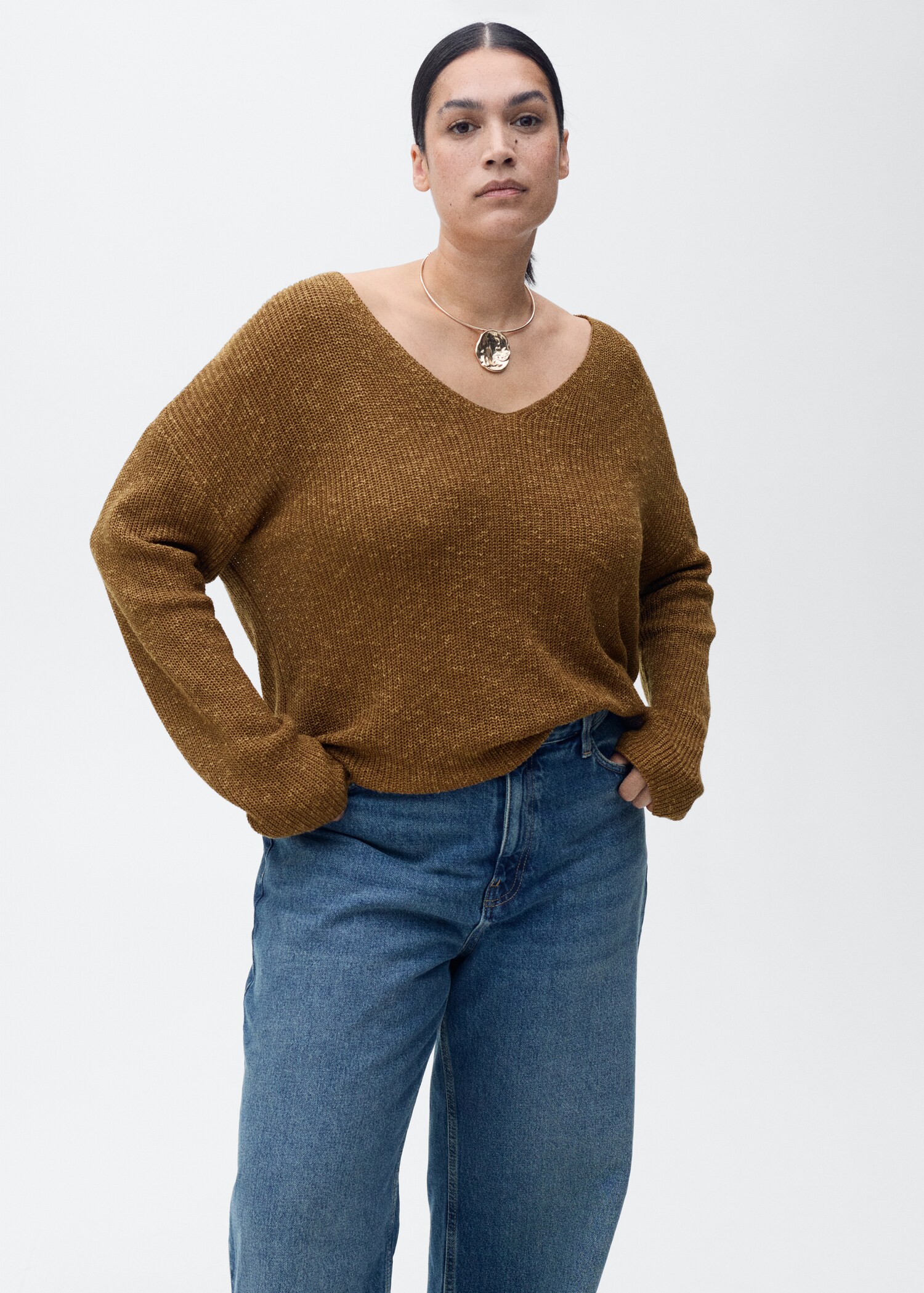 V-neck knit sweater - Details of the article 5