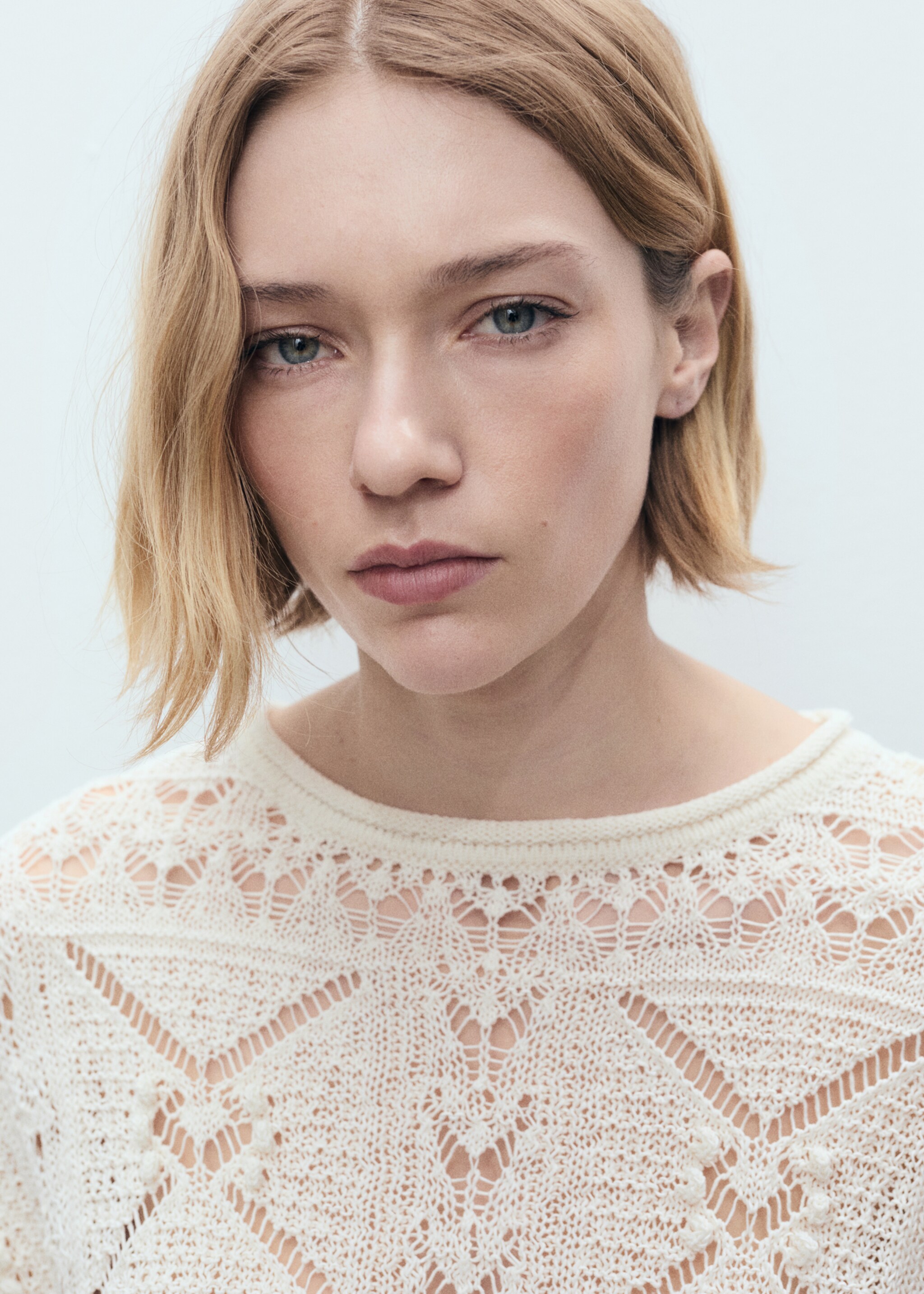 Oversized openwork knitted sweater - Details of the article 1, Ecru. Ref: 87037192-00.