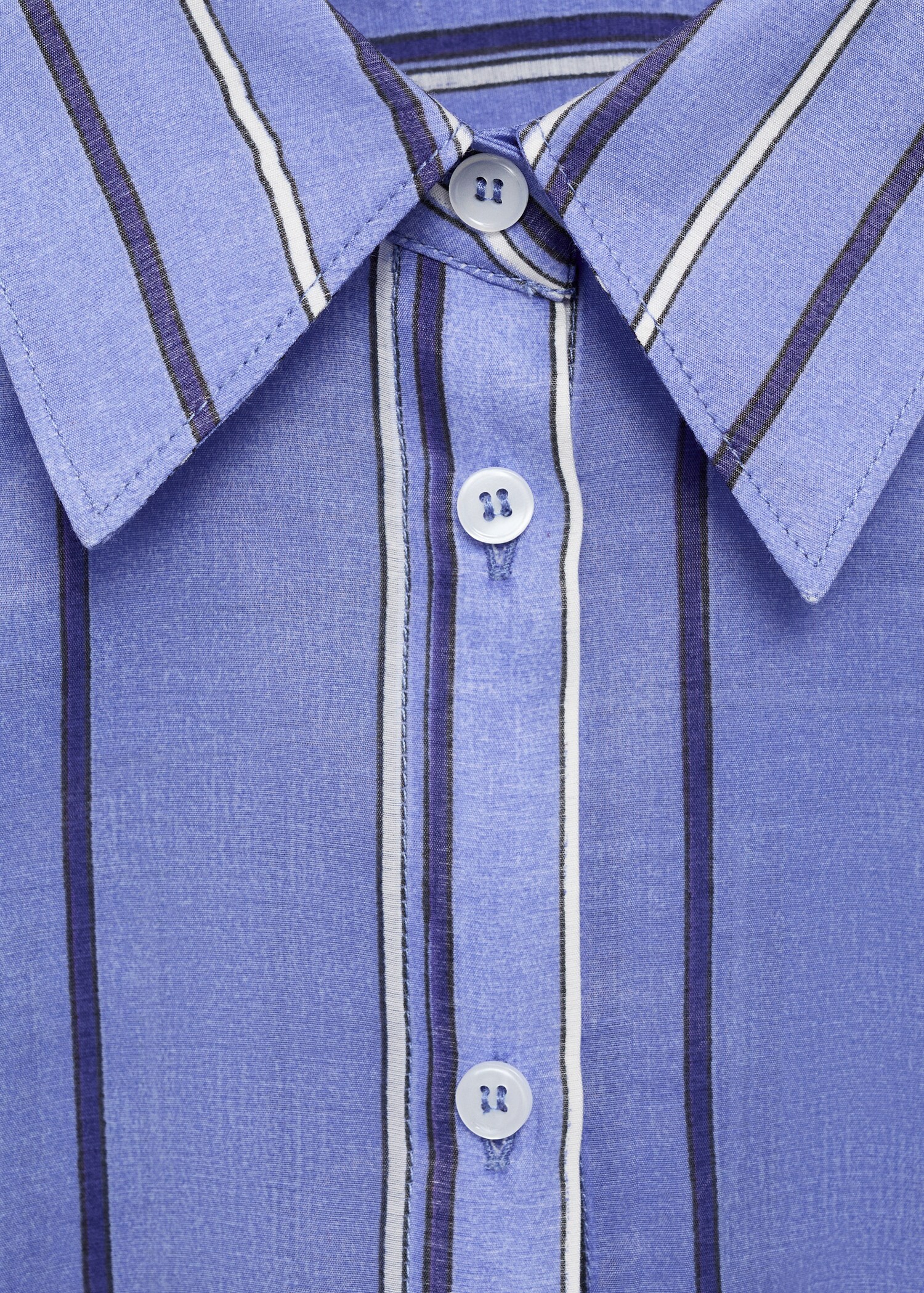 Striped shirt with multi-position closure - Details of the article 8