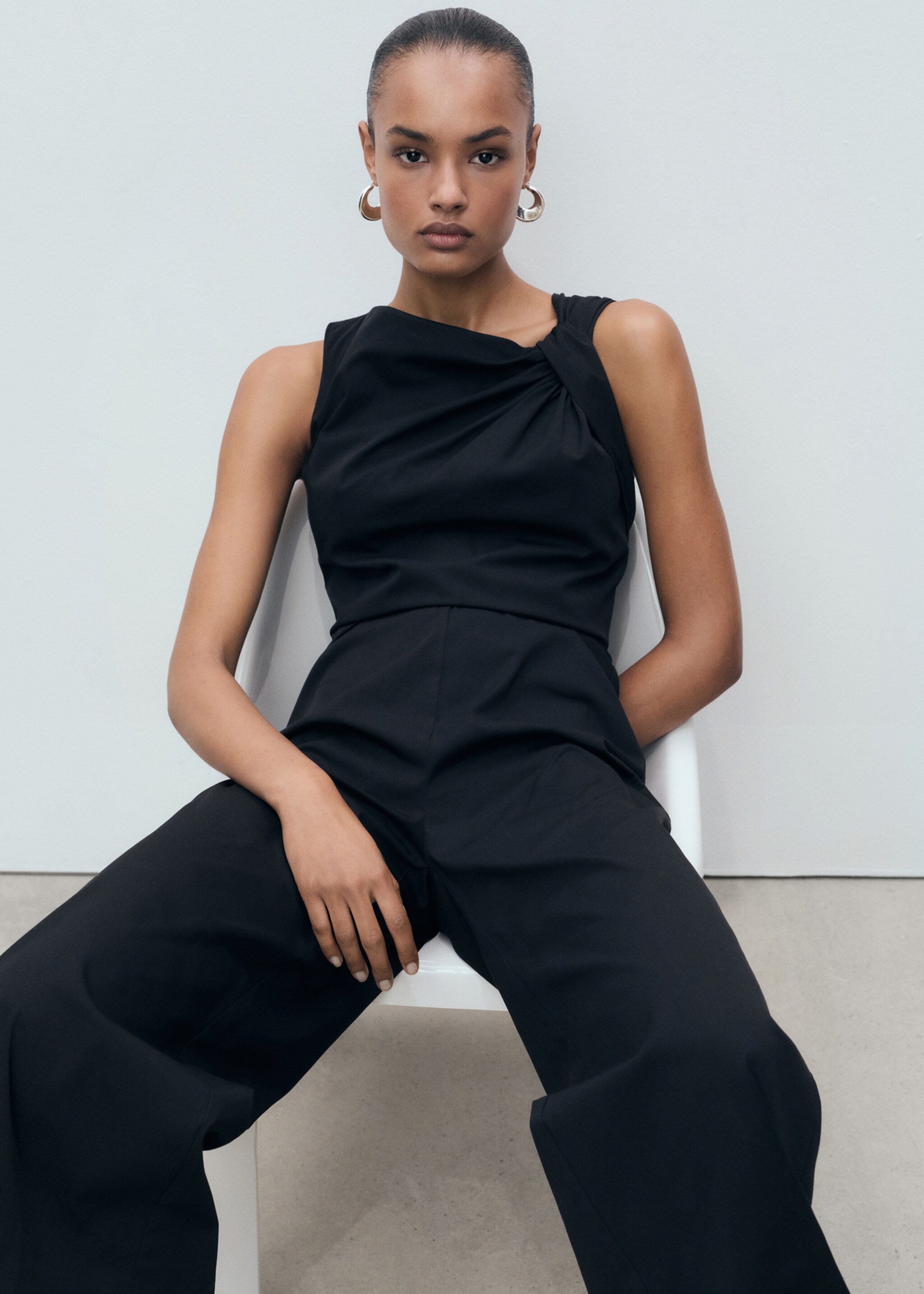 Long culotte jumpsuit with draped neck - Details of the article 2, Black. Ref: 87037195-00.