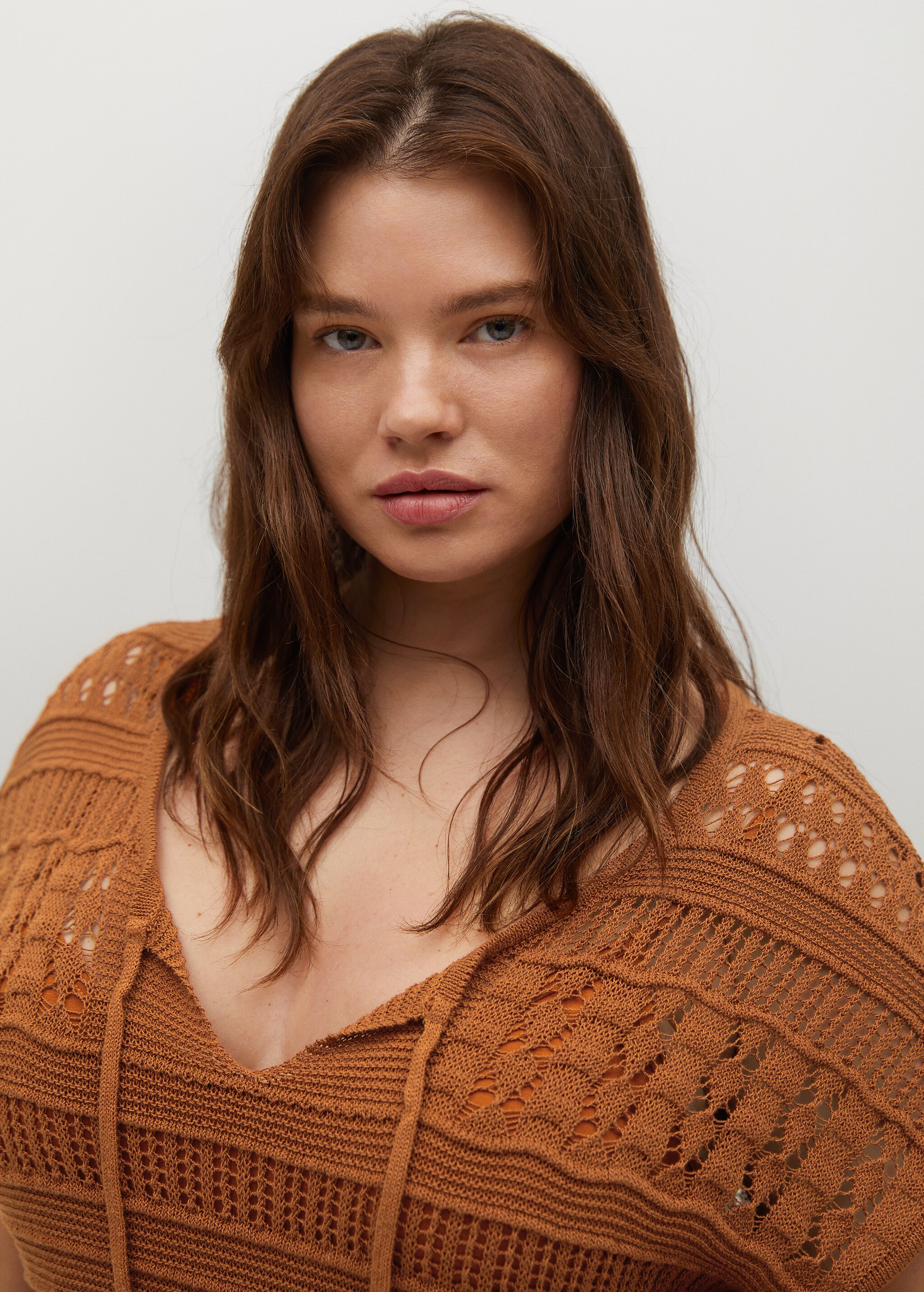 Openwork knit dress with fringes - Details of the article 1