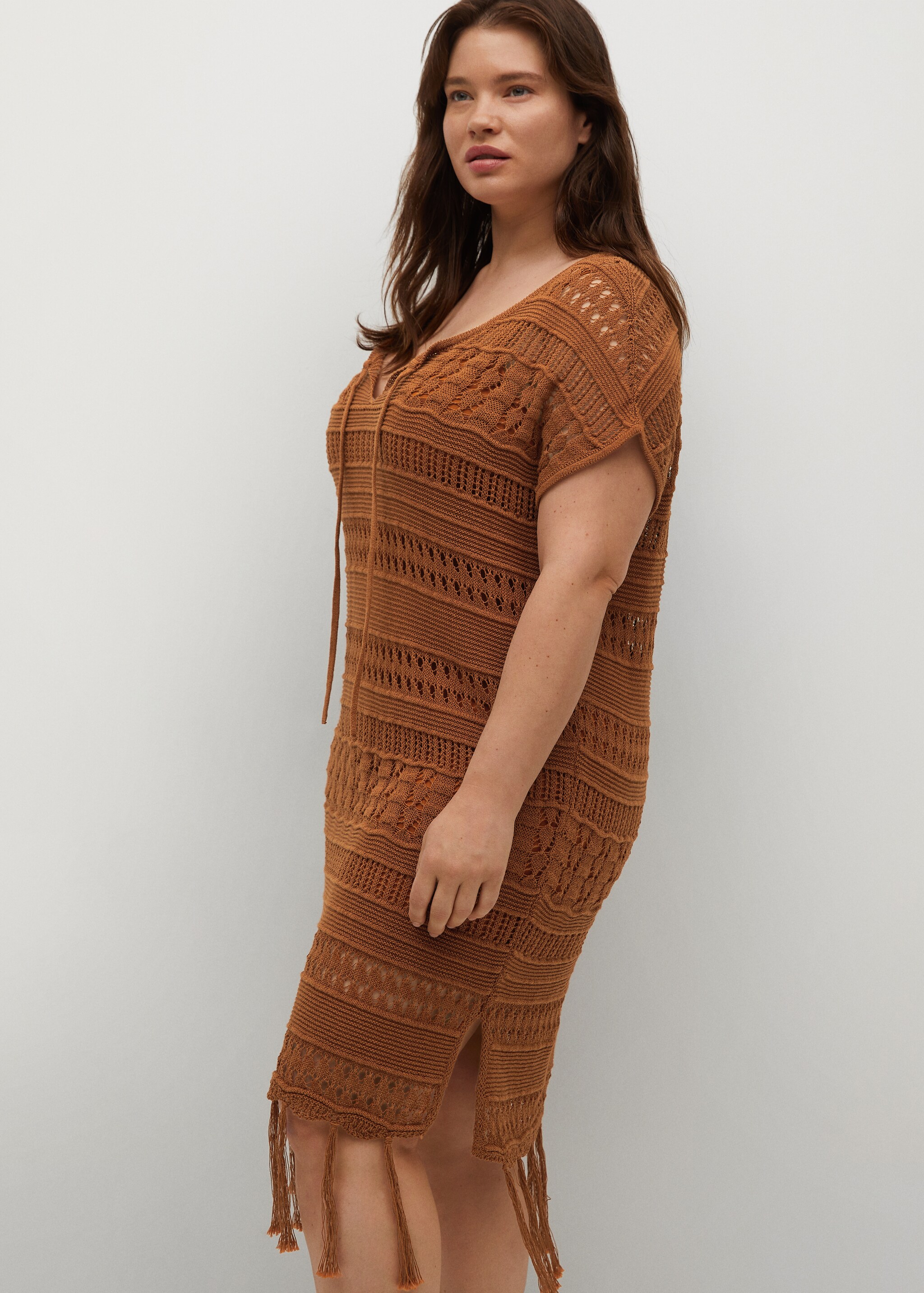 Openwork knit dress with fringes - Details of the article 2