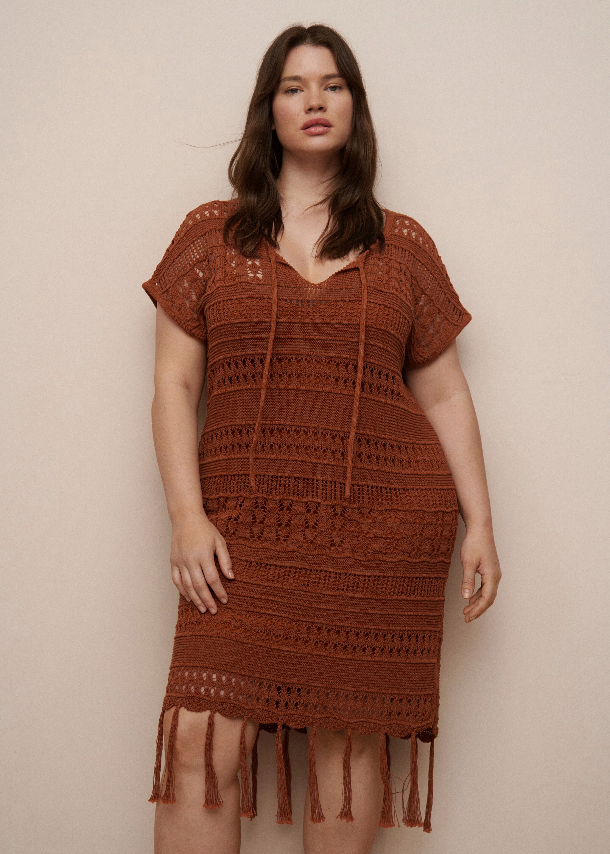 Openwork knit dress with fringes - Details of the article 5