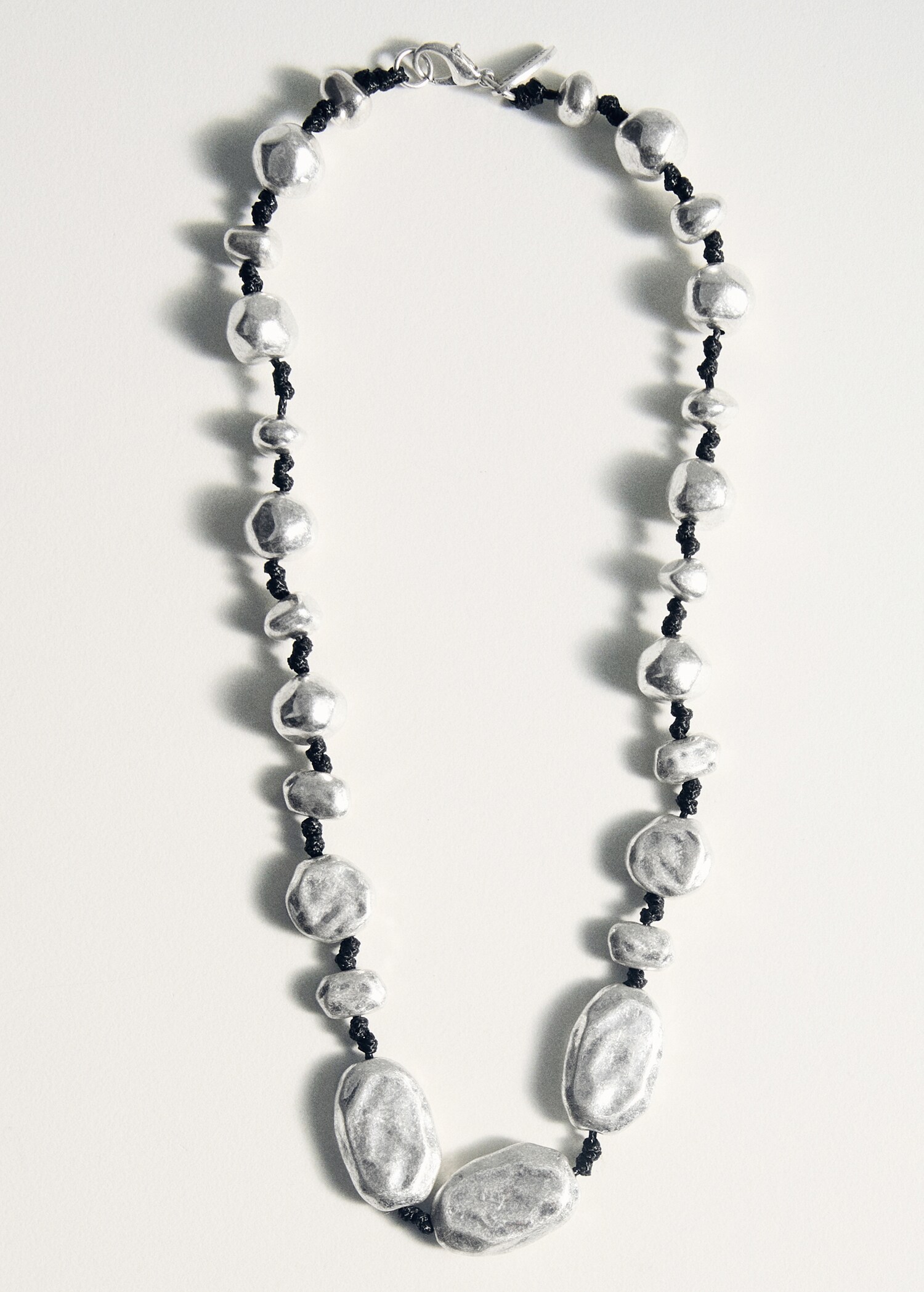 Ketting met gecombineerde kralen - Detail van het artikel 5