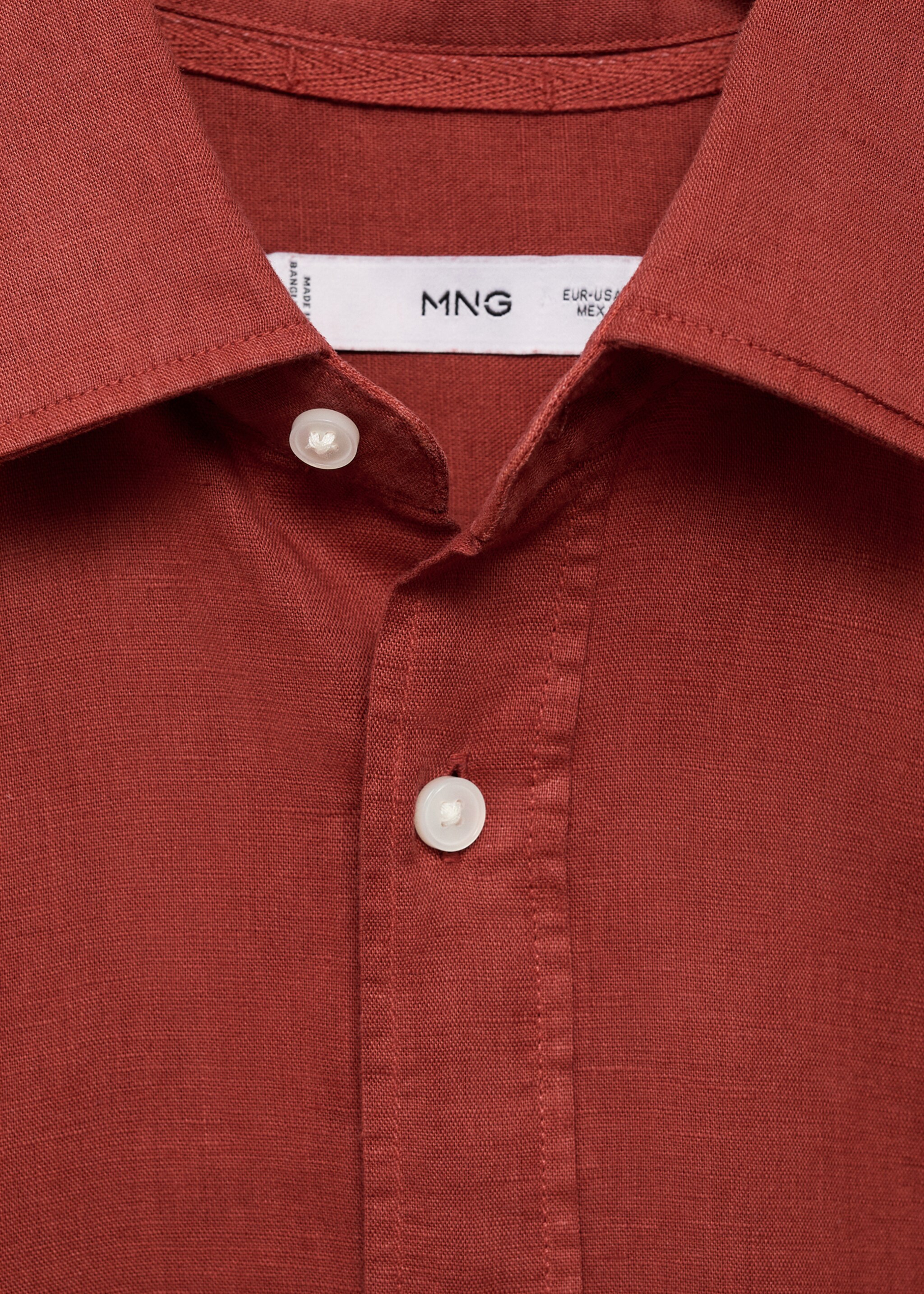 Linen-blend shirt - Details of the article 8, Red. Ref: 87037891-00.