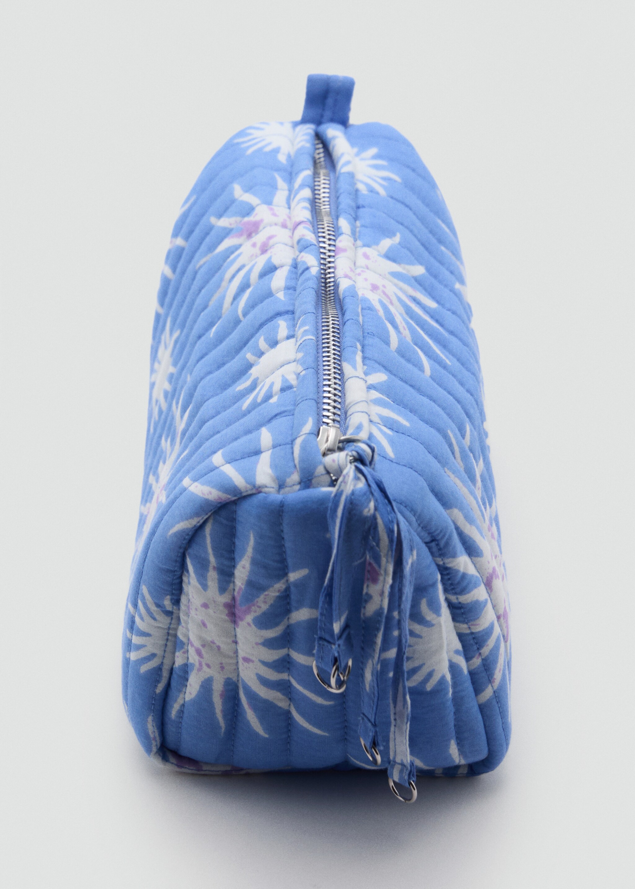 Quilted printed toiletry bag - Details of the article 1, Blue. Ref: 87038262-00.