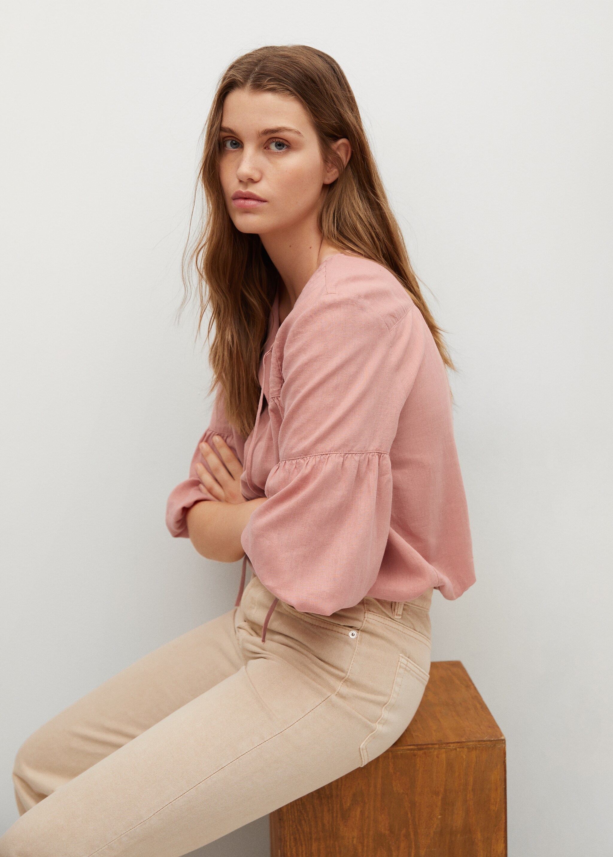 Button linen-blend blouse - Details of the article 2
