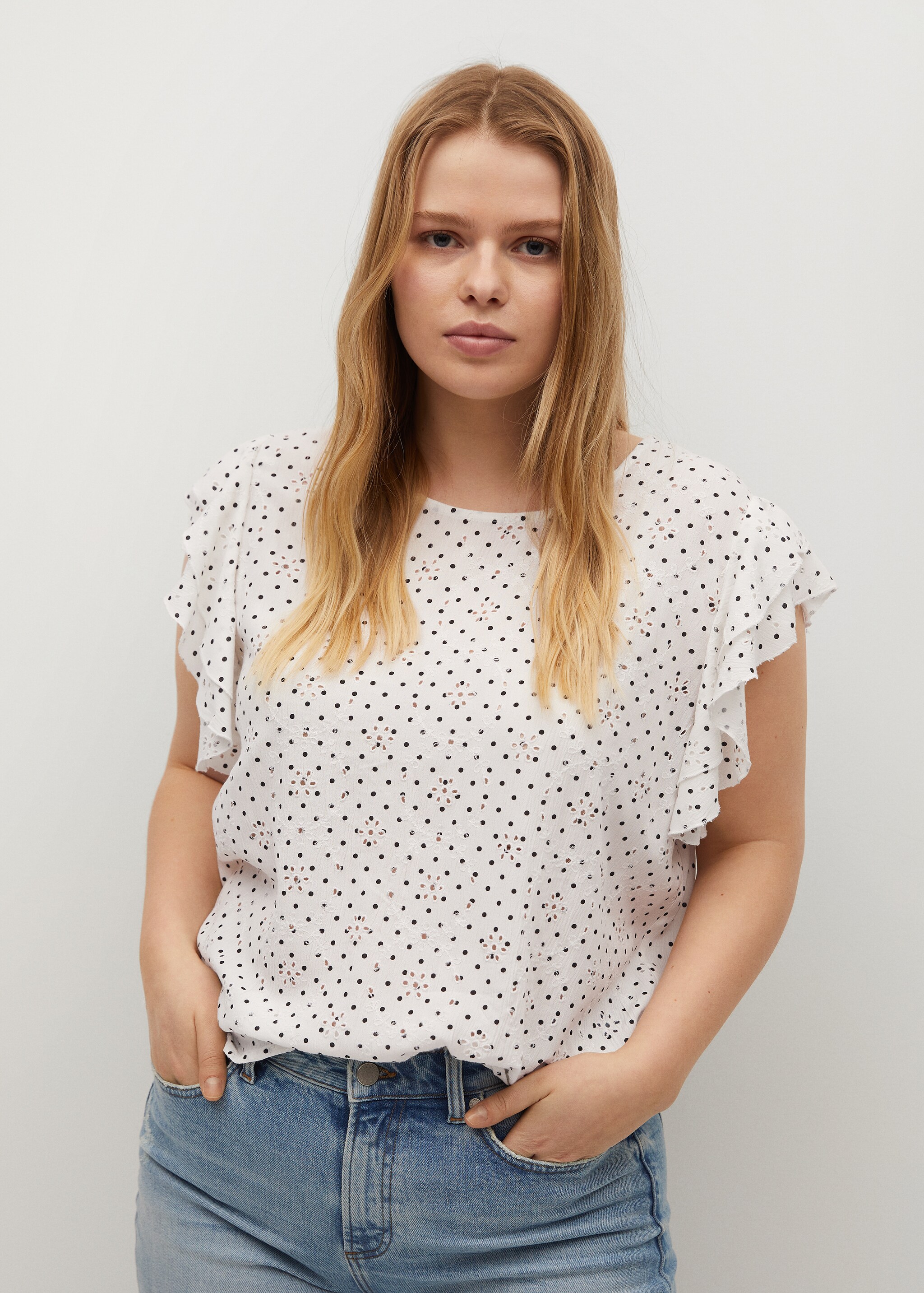 Blusa estampada bordada - Plano medio