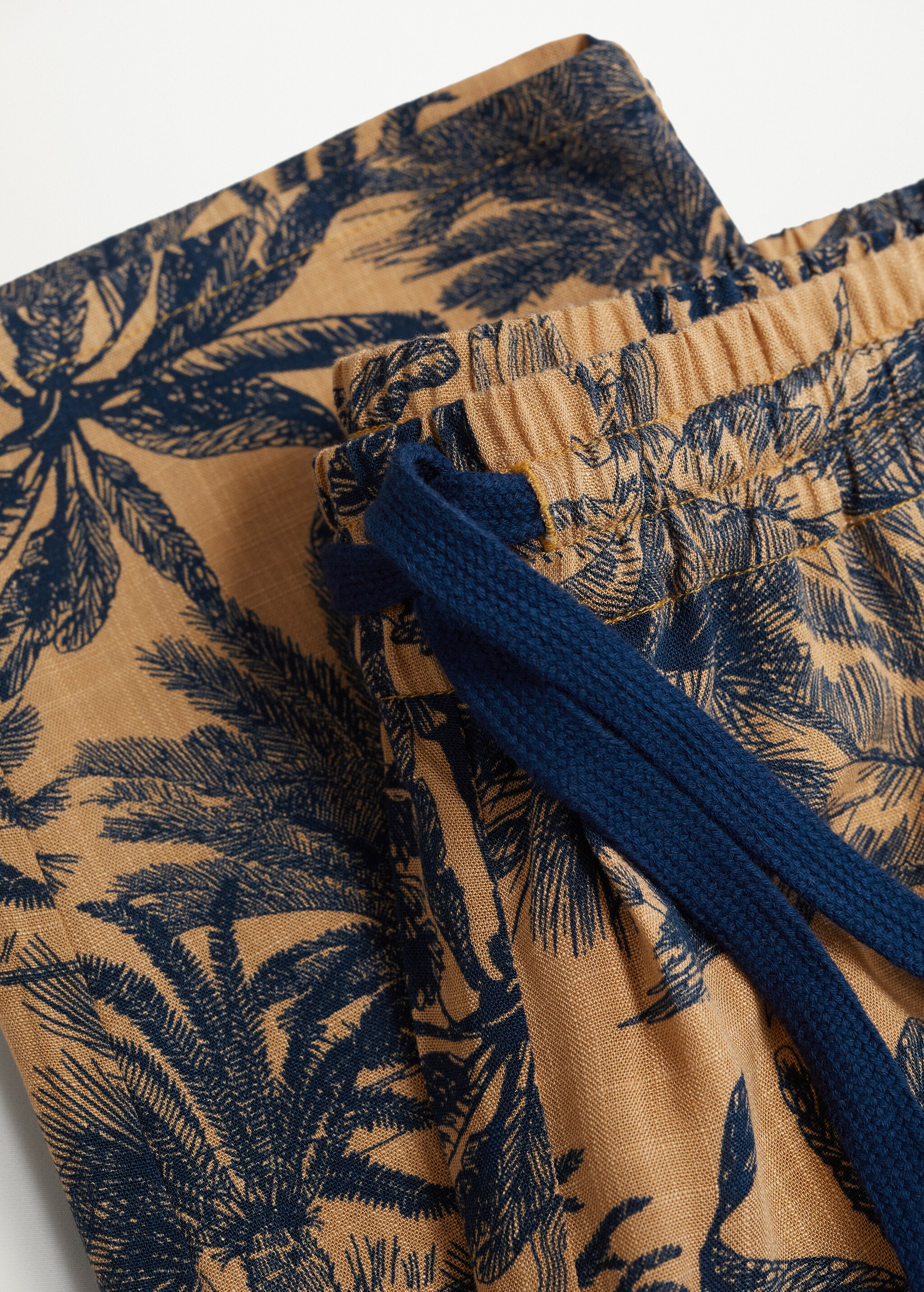 Flowy printed trousers - Details of the article 8
