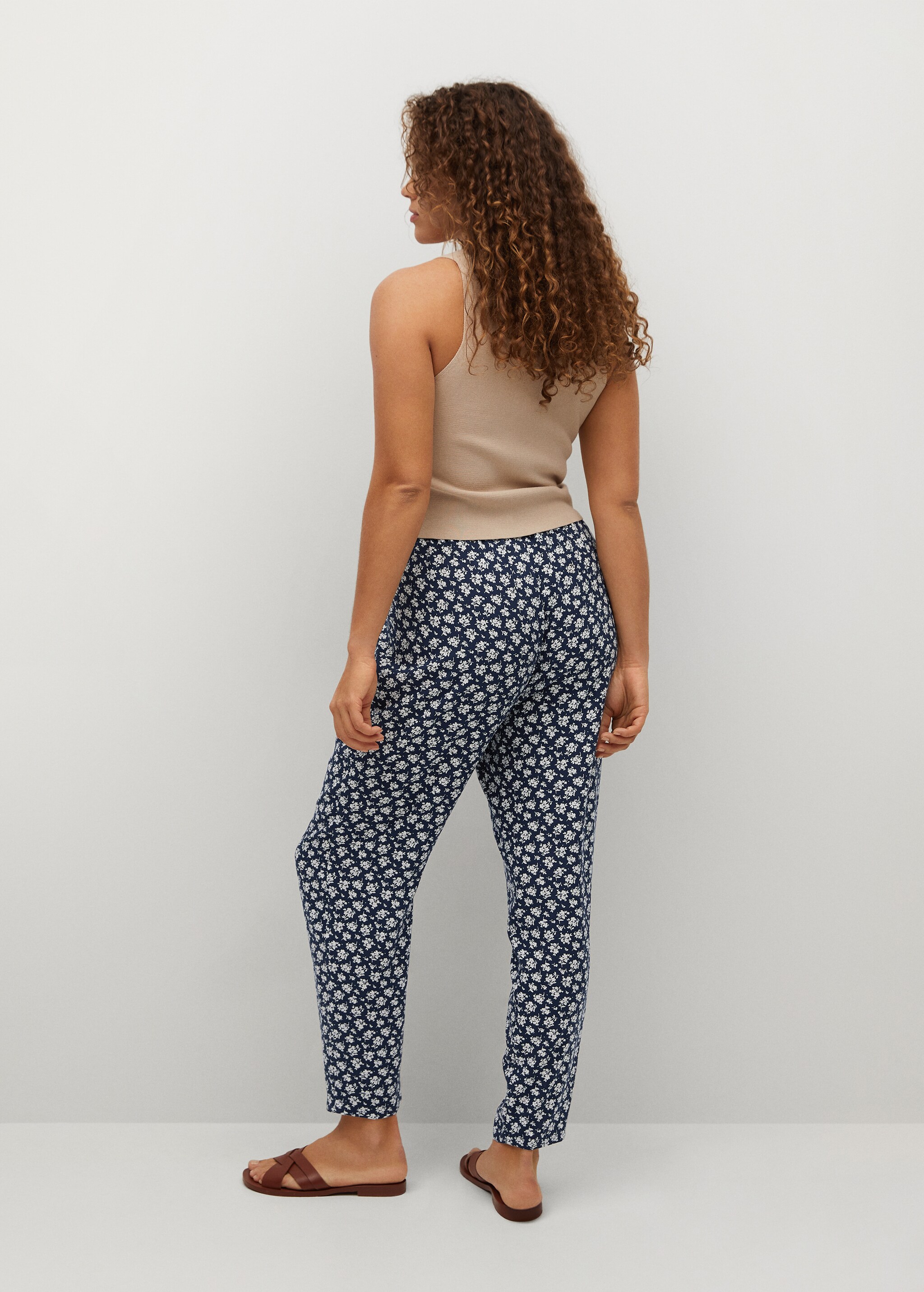 Flowy printed trousers - Reverse of the article