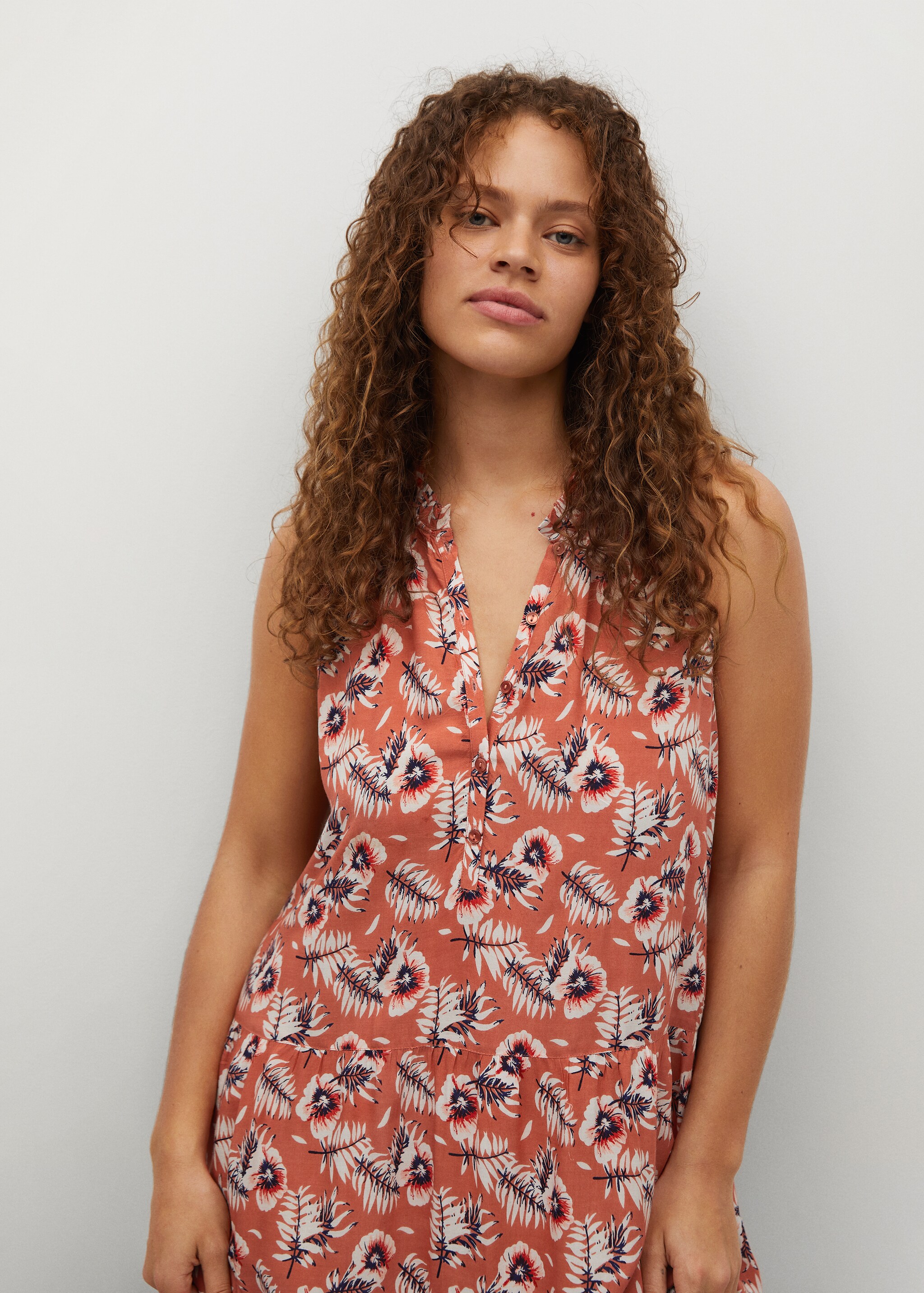 Vestido fluido estampado - Plano medio