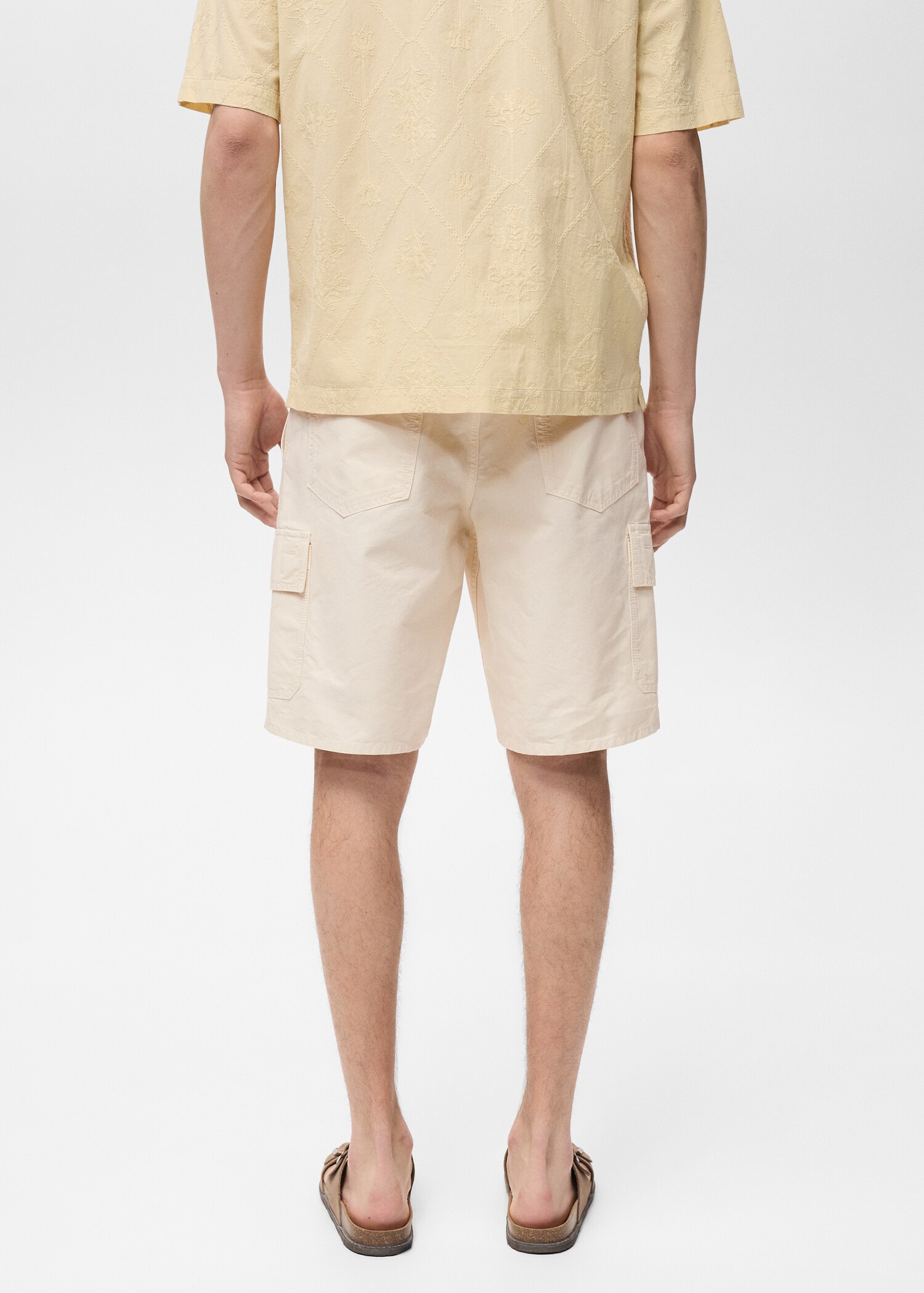 Cargo Bermuda shorts - Reverse of the article
