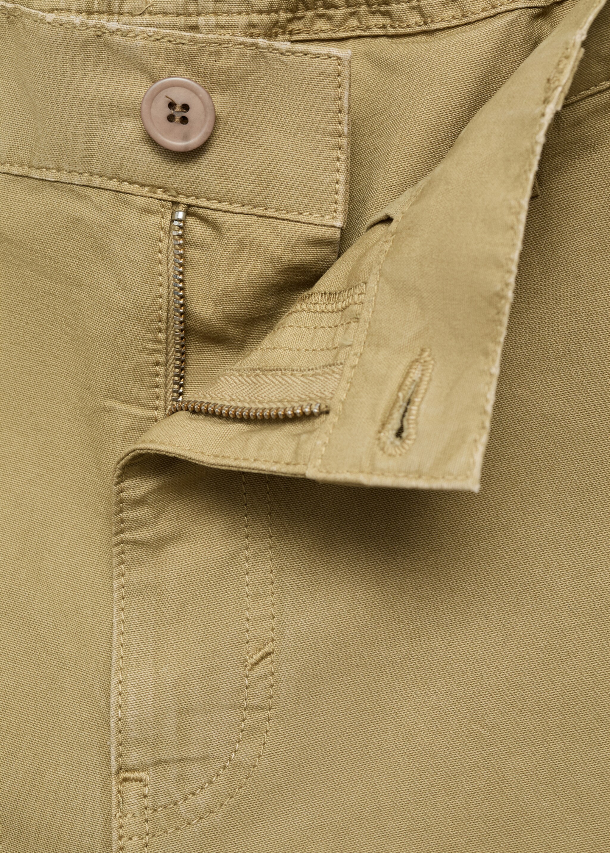 Cargo Bermuda shorts - Details of the article 0, Tobacco Brown. Ref: 87039205-00.