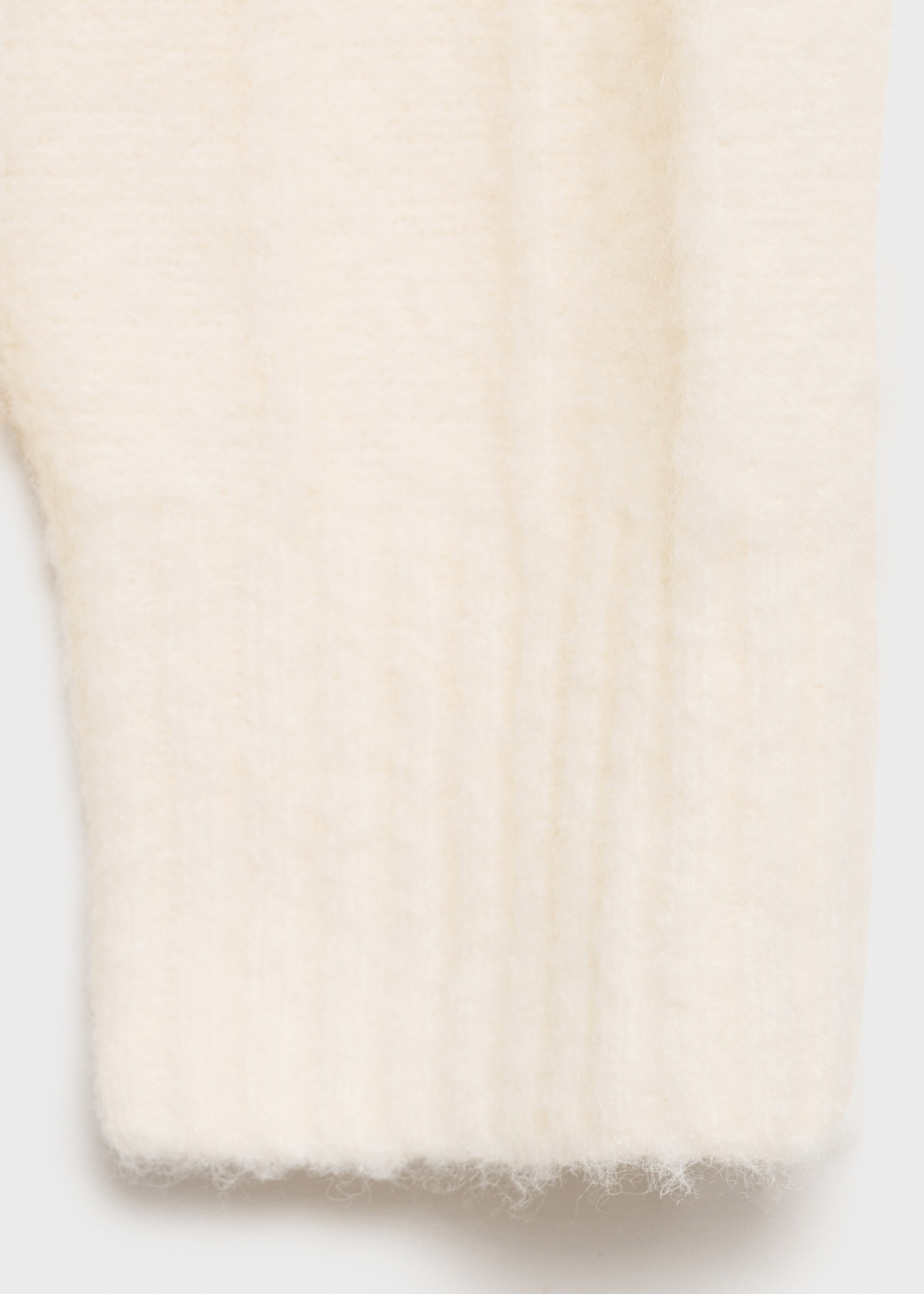 Buttoned long cardigan - Details of the article 8, Ecru. Ref: 87040282-00.