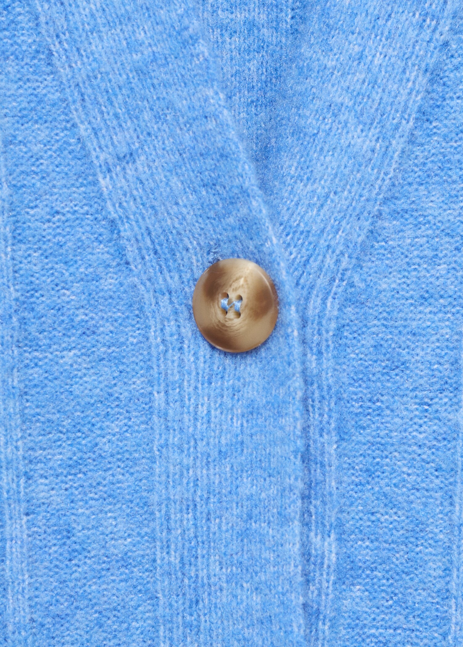 Buttoned long cardigan - Details of the article 0