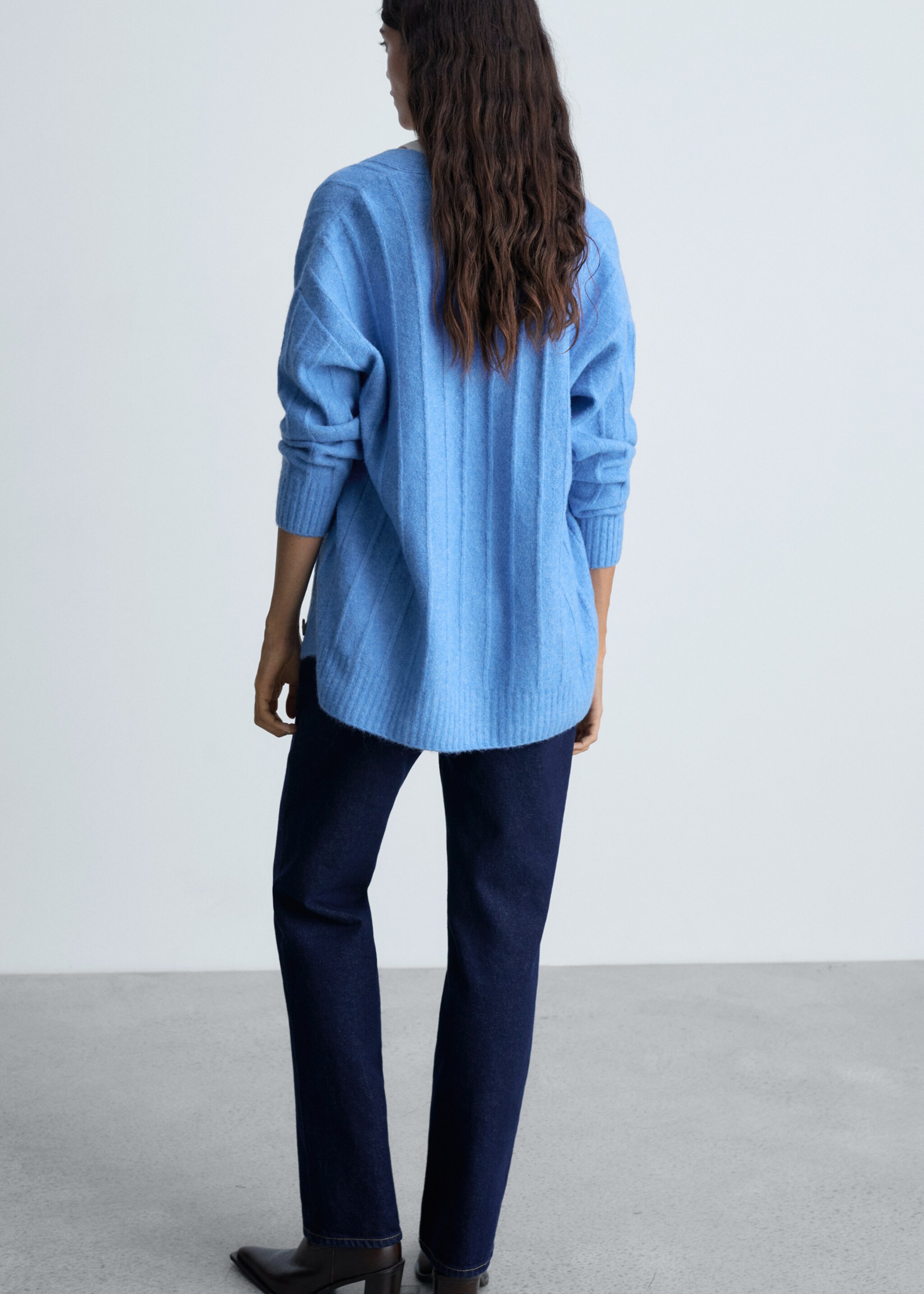 Buttoned long cardigan - Reverse of the article, Blue. Ref: 87040282-00.