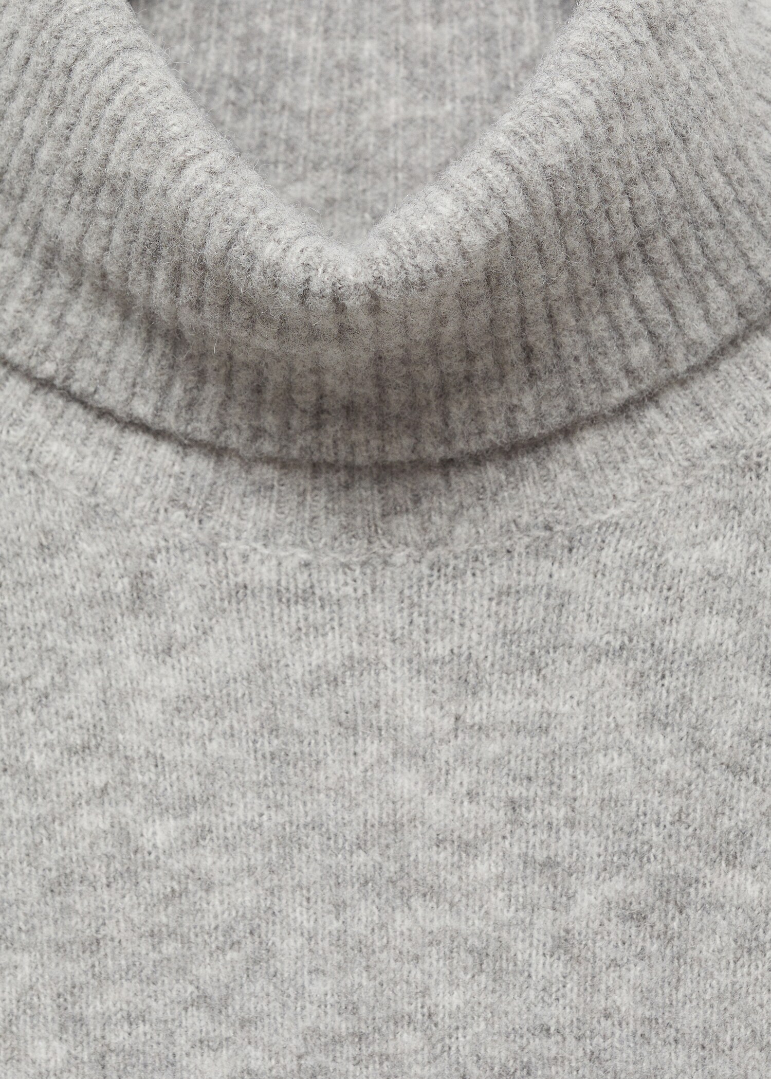 Knitted turtleneck dress - Details of the article 8