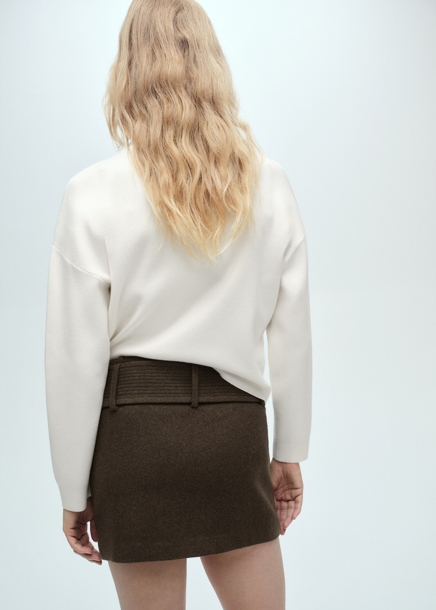 Perkins-neck sweater with zip - Reverse of the article