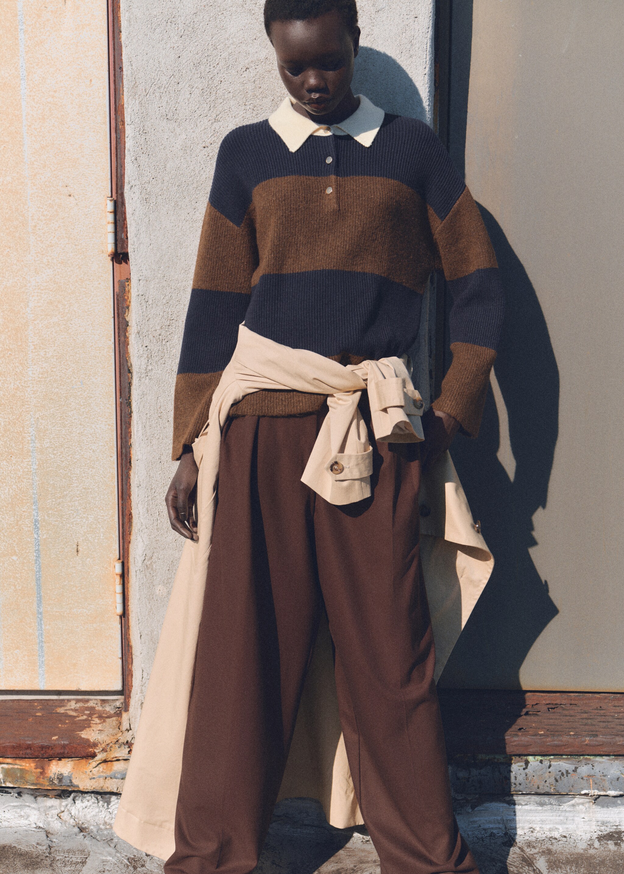 Pull-over rayures col polo - Plan moyen, Bleu marine foncé. Ref: 87040356-00.