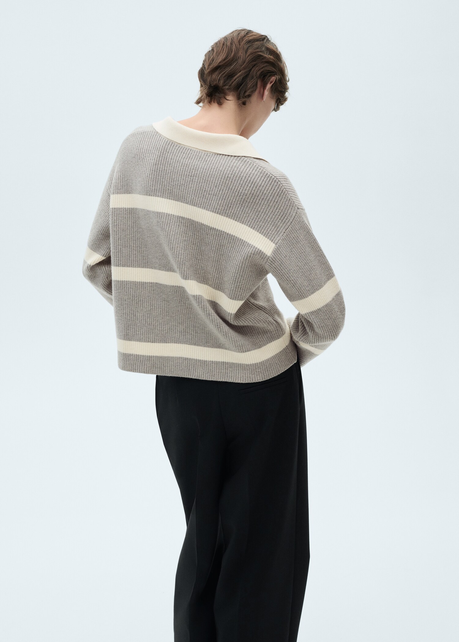 Strickpullover mit Poloshirt-Kragen - Rückseite des Artikels