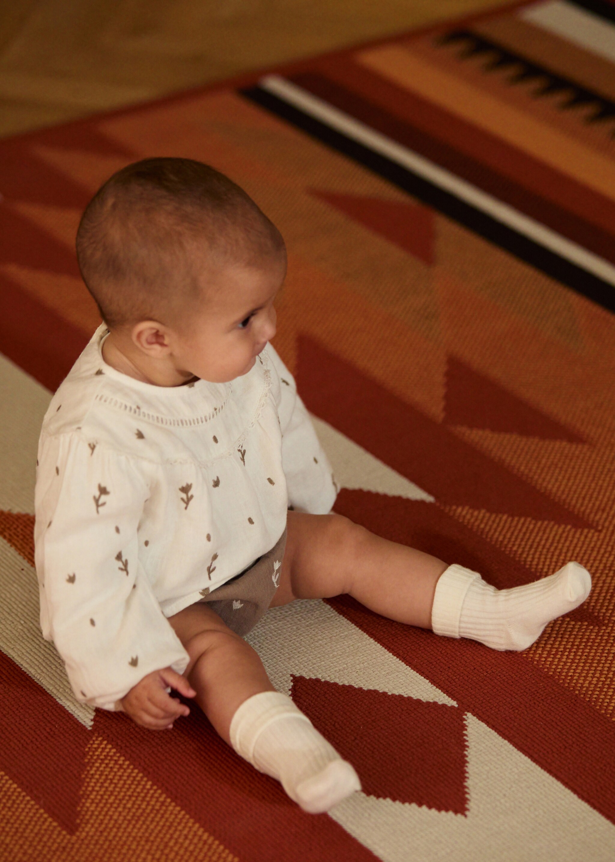 Floral embroidered shorts - Details of the article 5, Off White. Ref: 87040373-00.