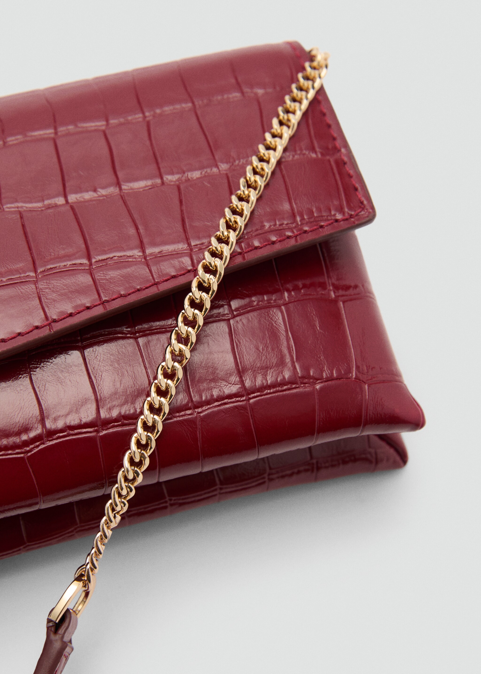 Croc-effect flap bag - Details of the article 1, Cherry. Ref: 87040420-00.