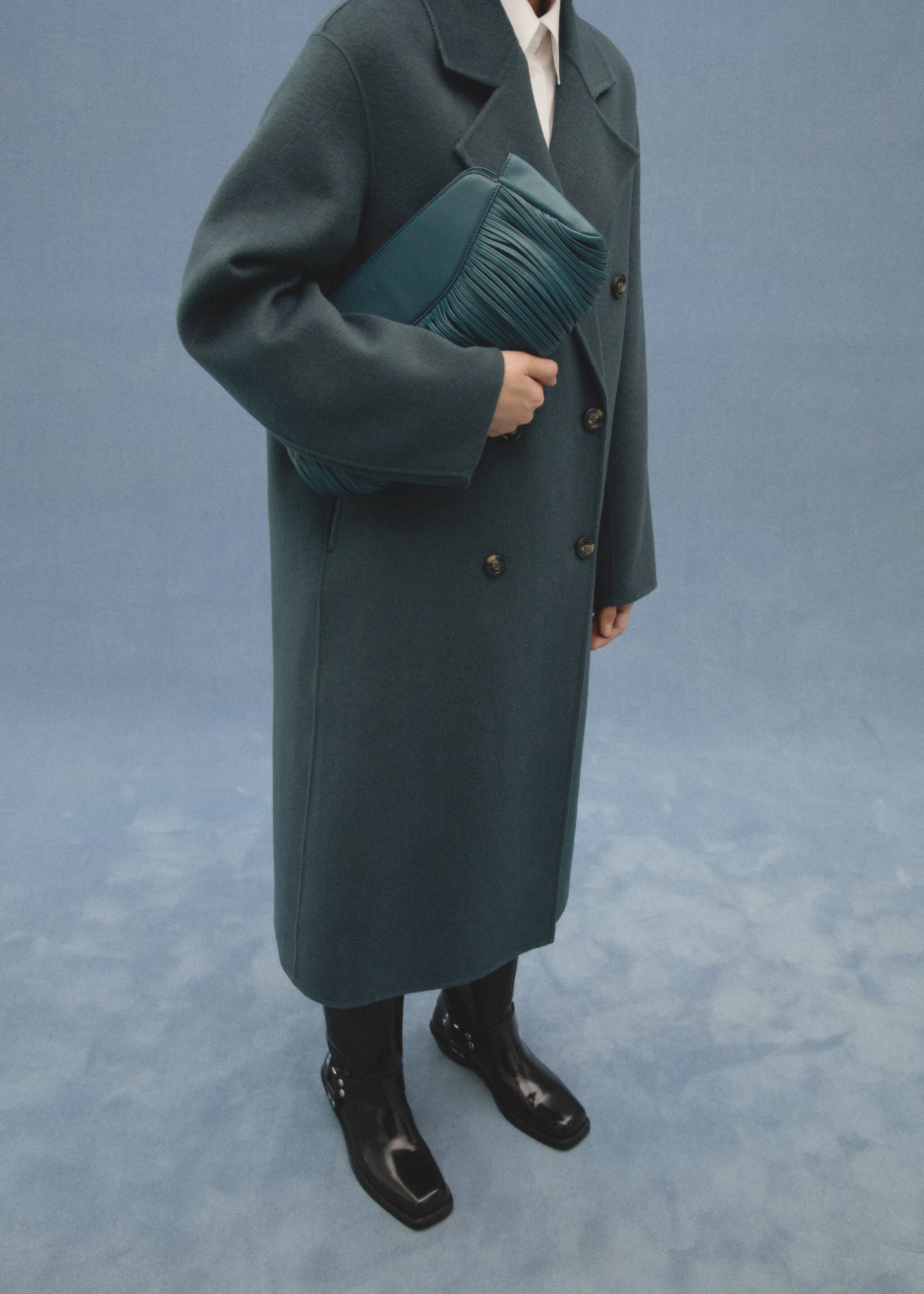 Leather handbag - Details of the article 6, Prussian Blue. Ref: 87040421-00.