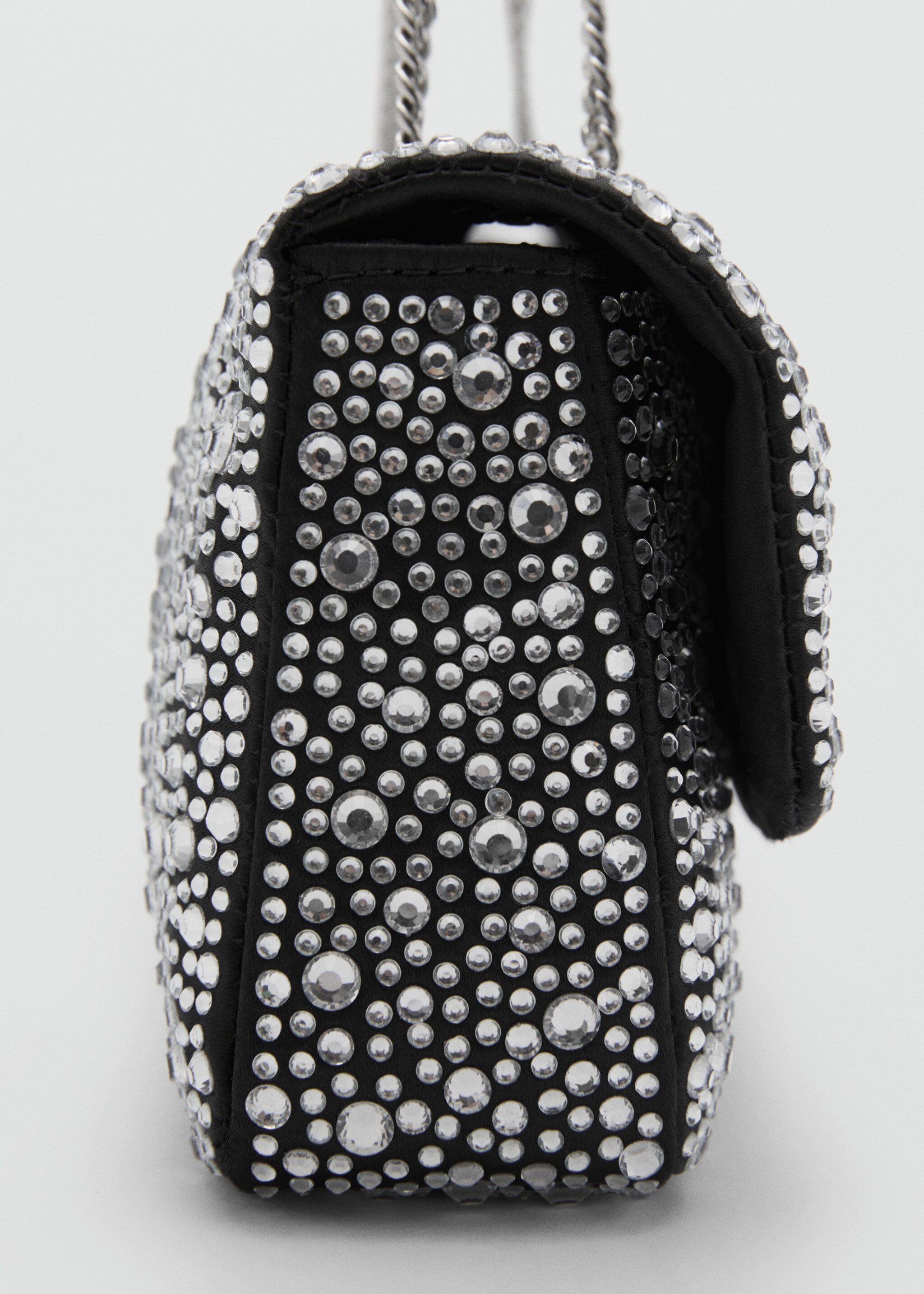 Crystal flap bag - Details of the article 1, Black. Ref: 87040423-00.