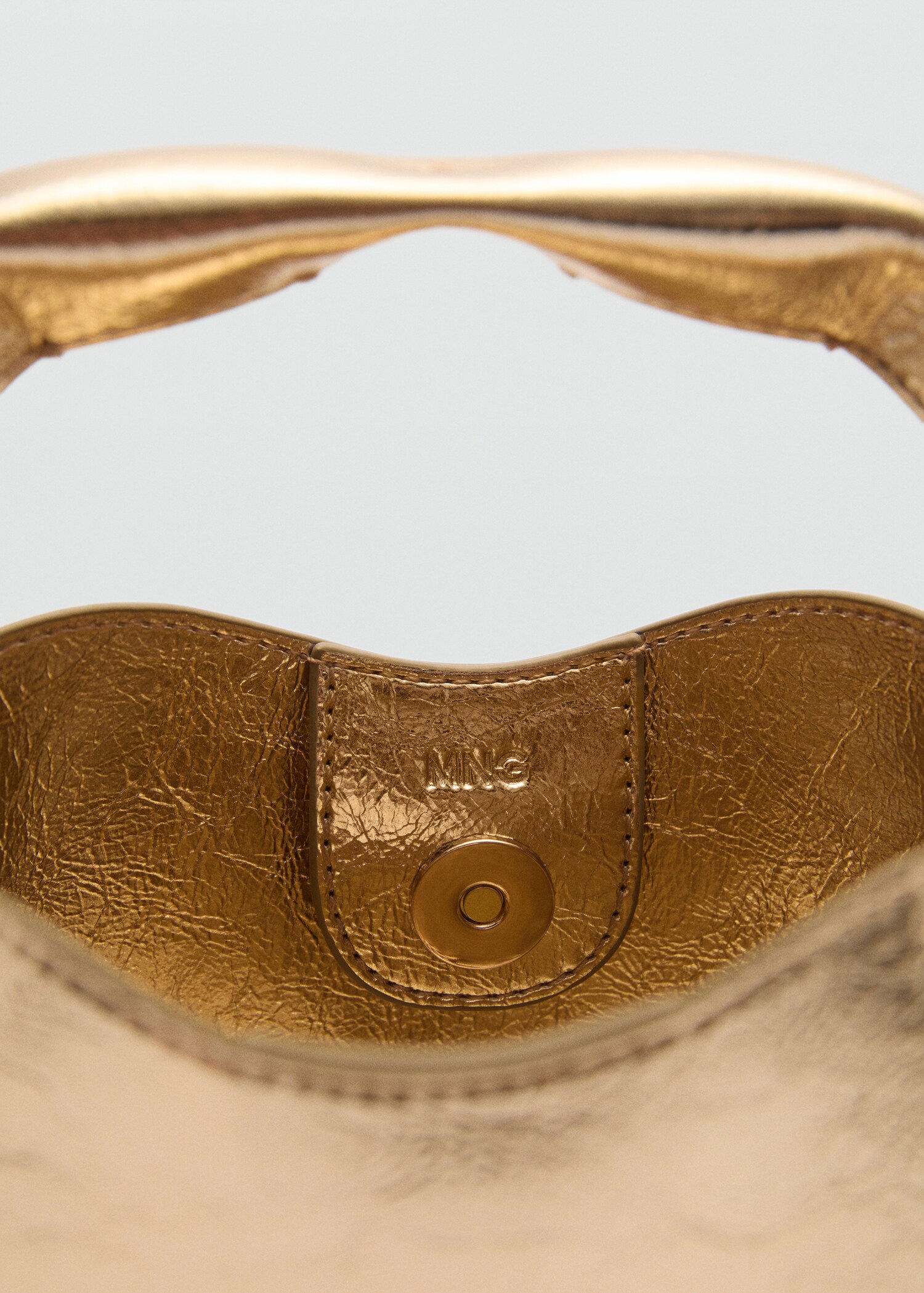 Kabelka do ruky s metalickým efektem - Detail zboží 2