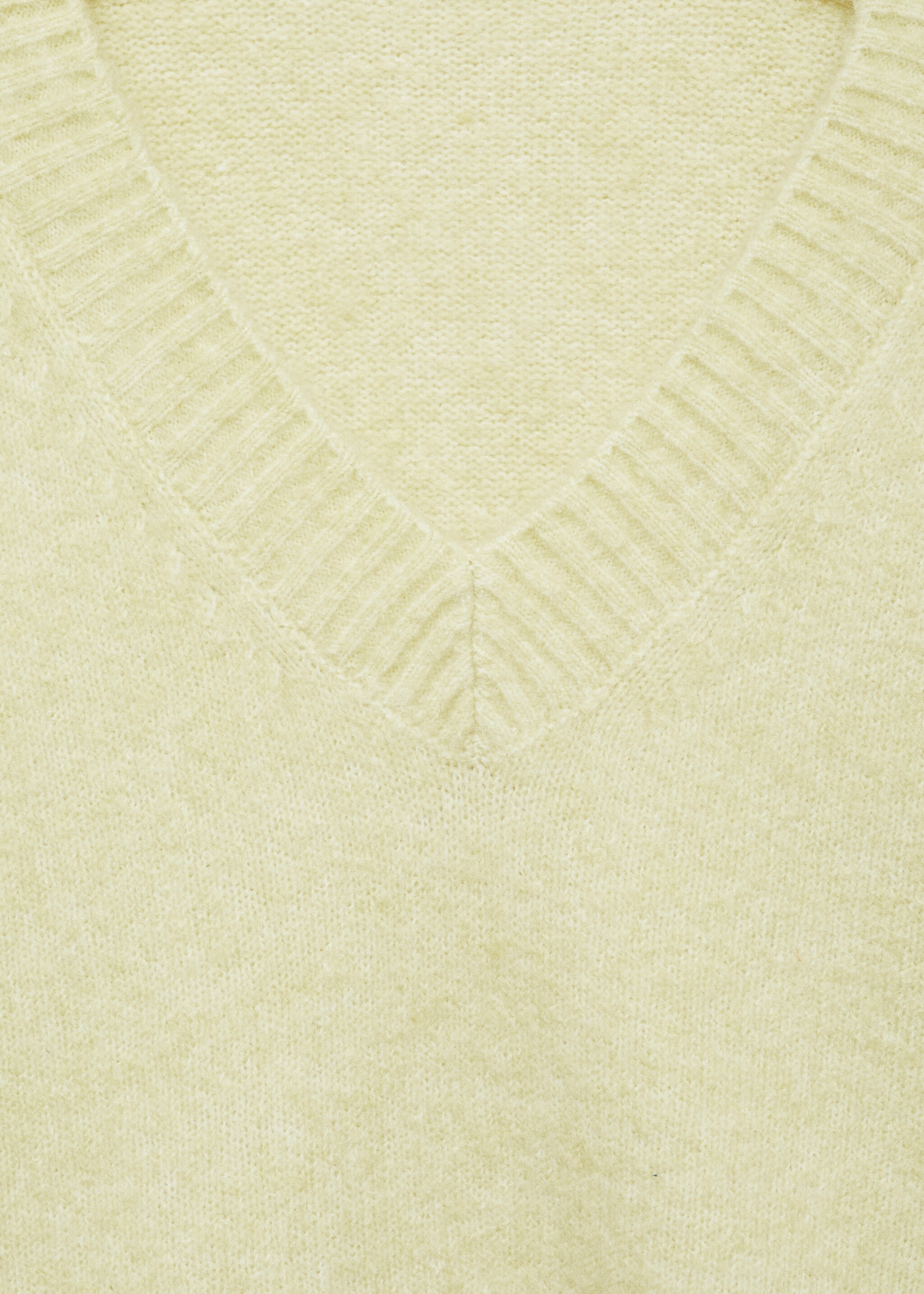 V-neck knit sweater - Details of the article 8, Pastel Green. Ref: 87040437-00.