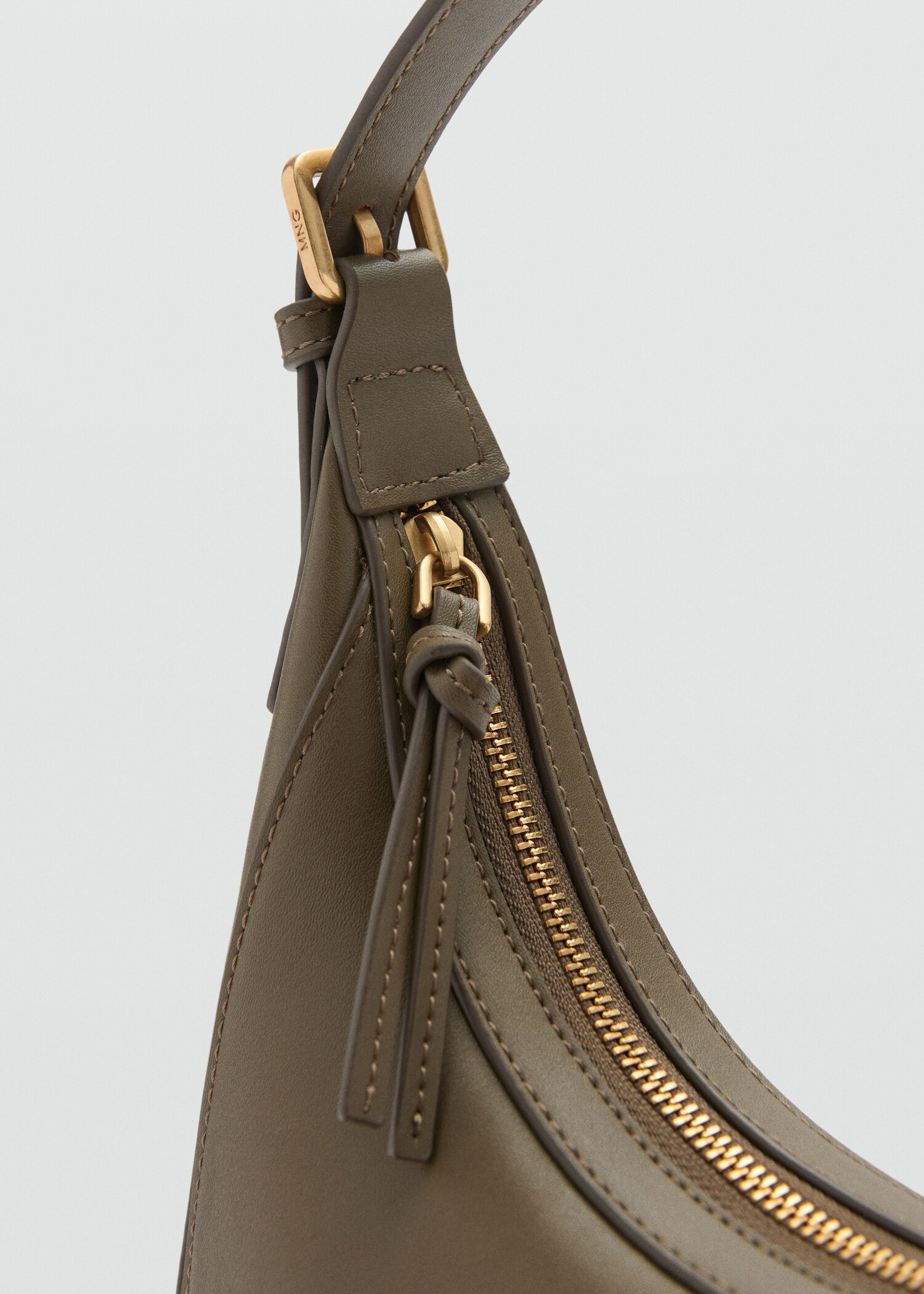 Oval shoulder bag - Details of the article 1
