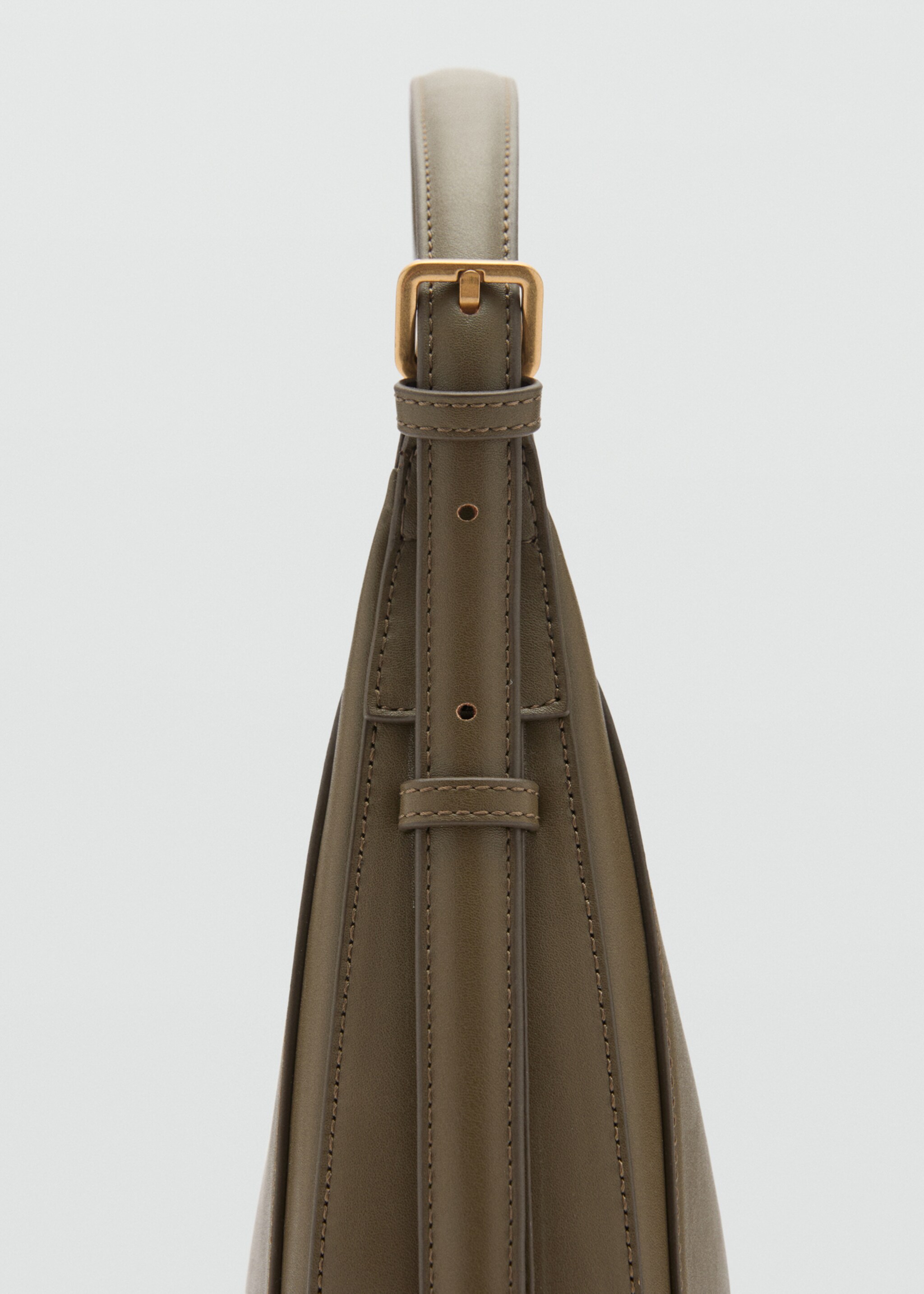 Oval shoulder bag - Details of the article 2, Khaki. Ref: 87040445-00.