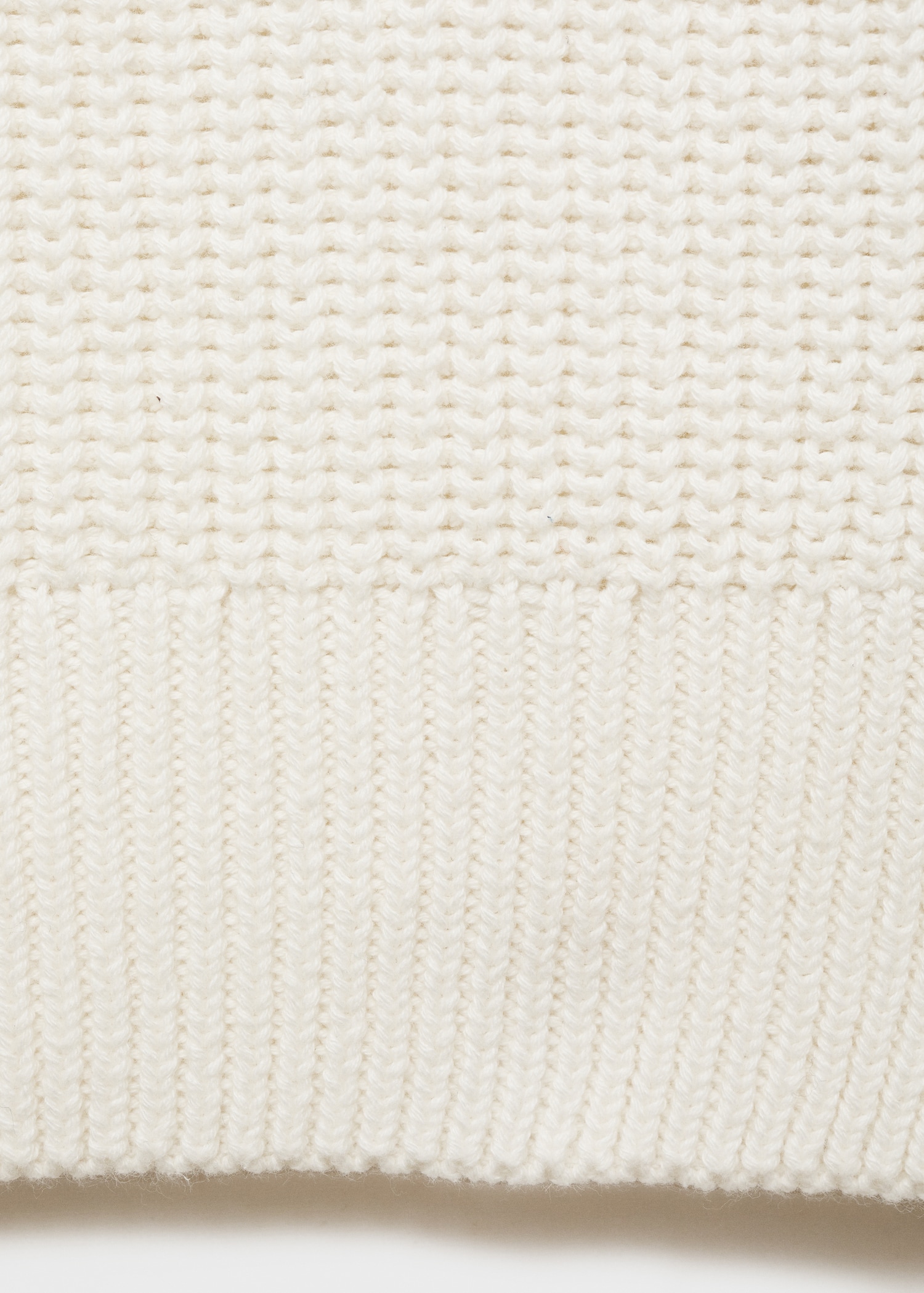 Pull-over épaules découvertes - Détail de l'article 0