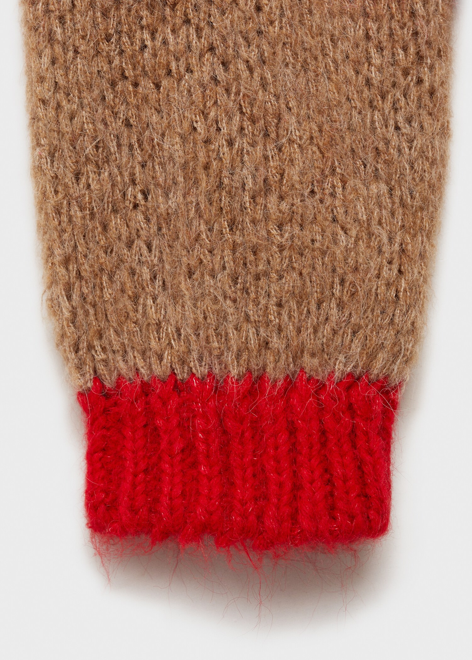 Chunky-knit striped sweater - Details of the article 0